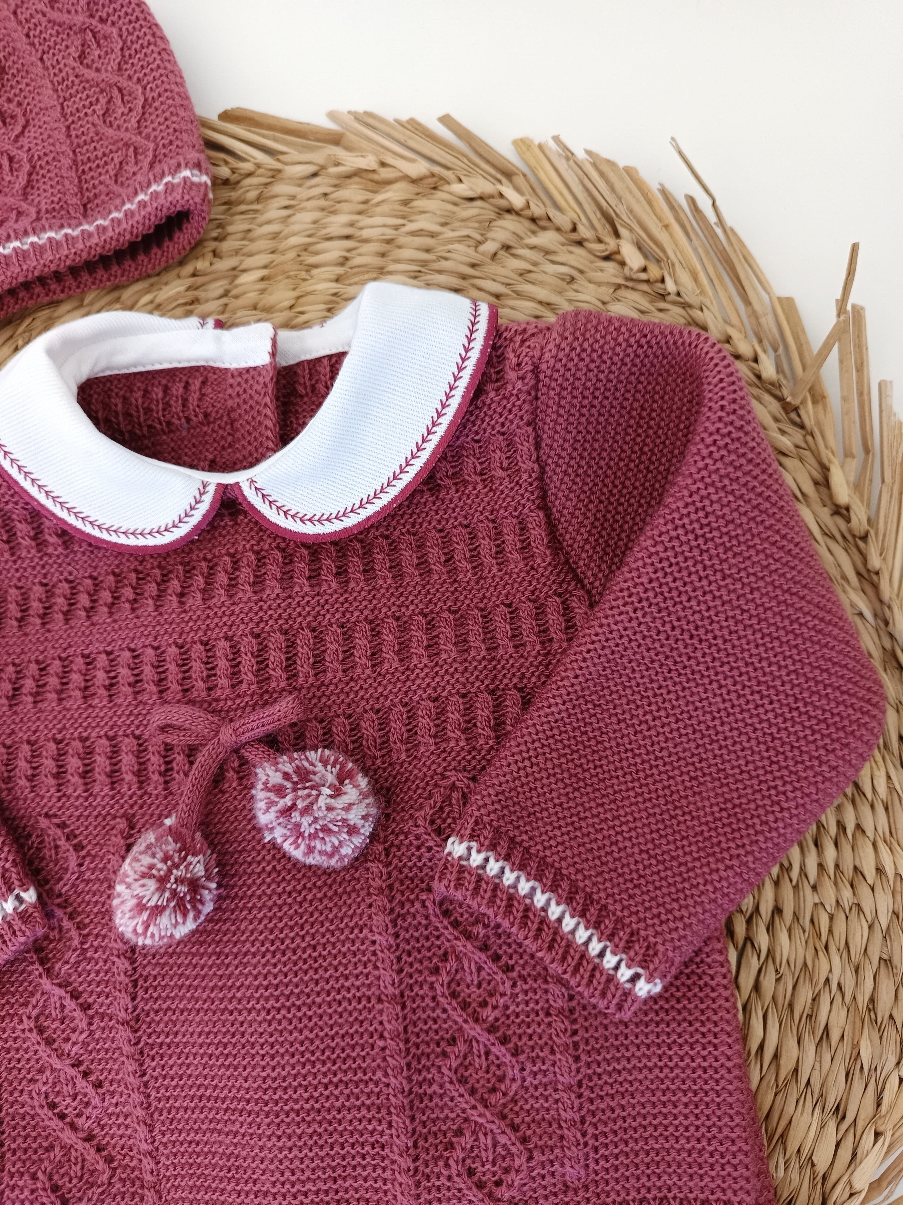 Fato de Malha com Gorro Pompons Beringela