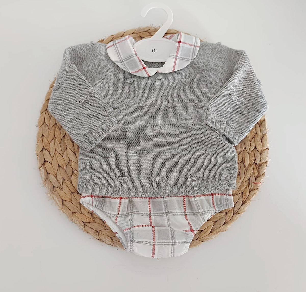 Calções Xadrez com camisola relevos de Malha Cinza