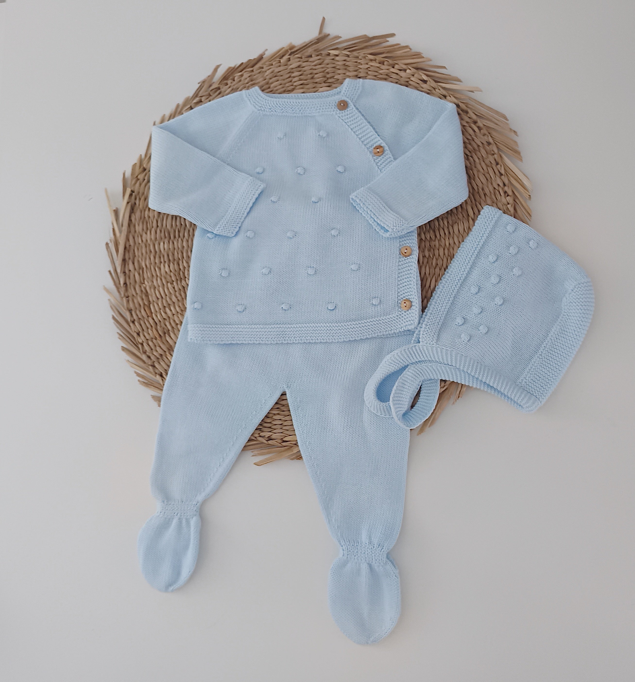 Conjunto de Malha Algodão Pompons em Relevo com Touca Azul