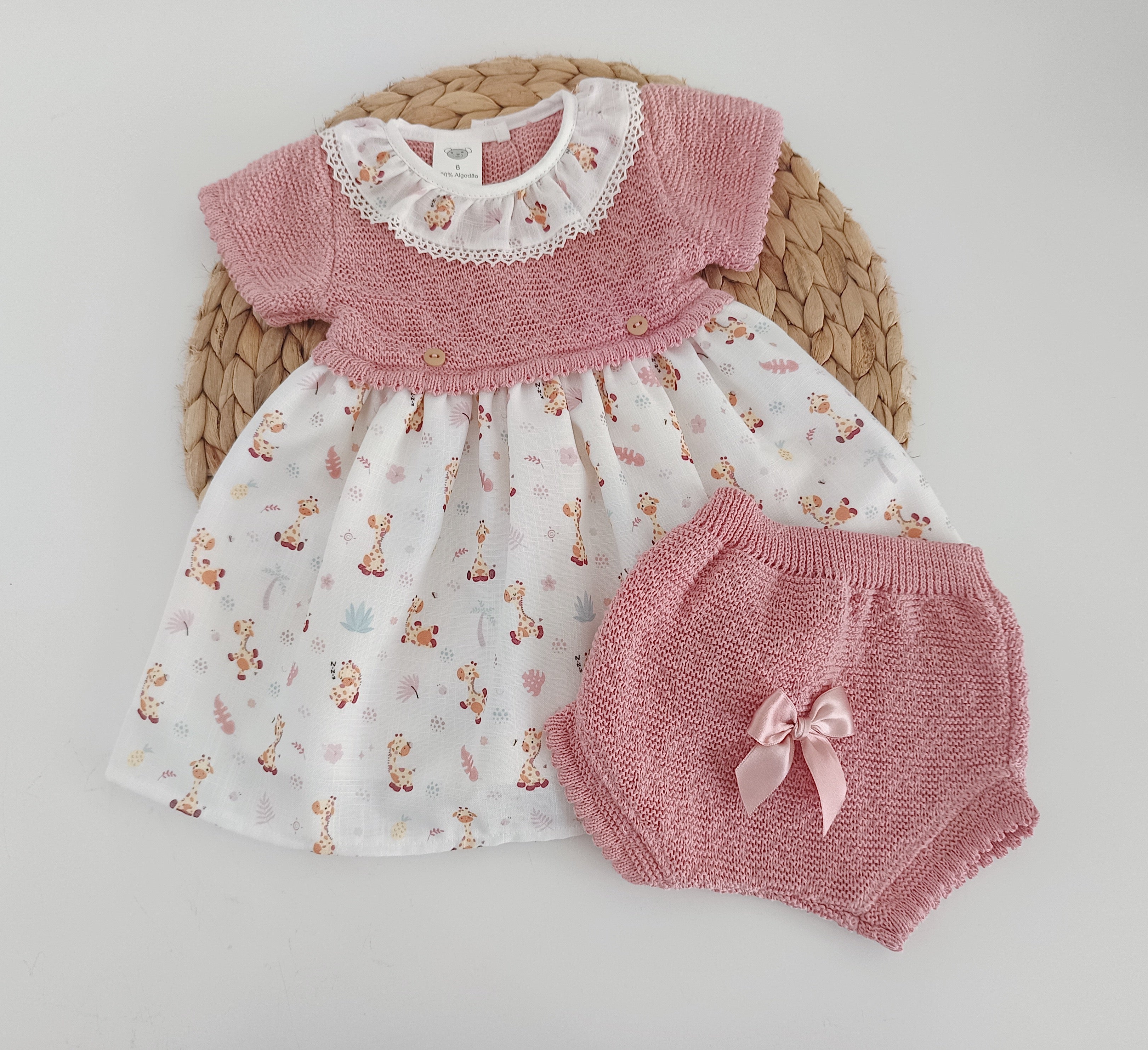 Vestido de Tecido e Malha com Tapa Fraldas Rosa Velho