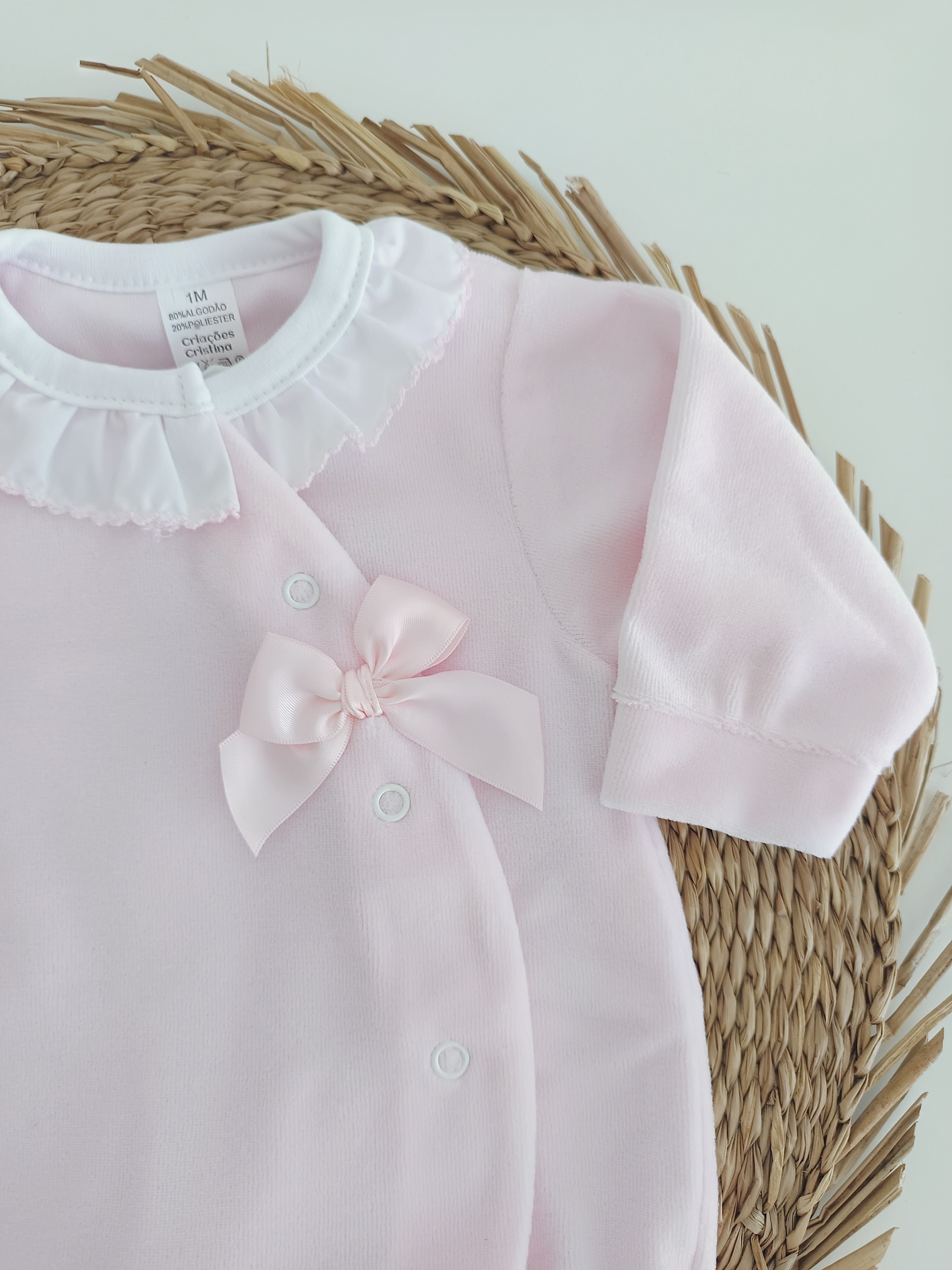 Babygrow Veludo Básico com Laços Rosa