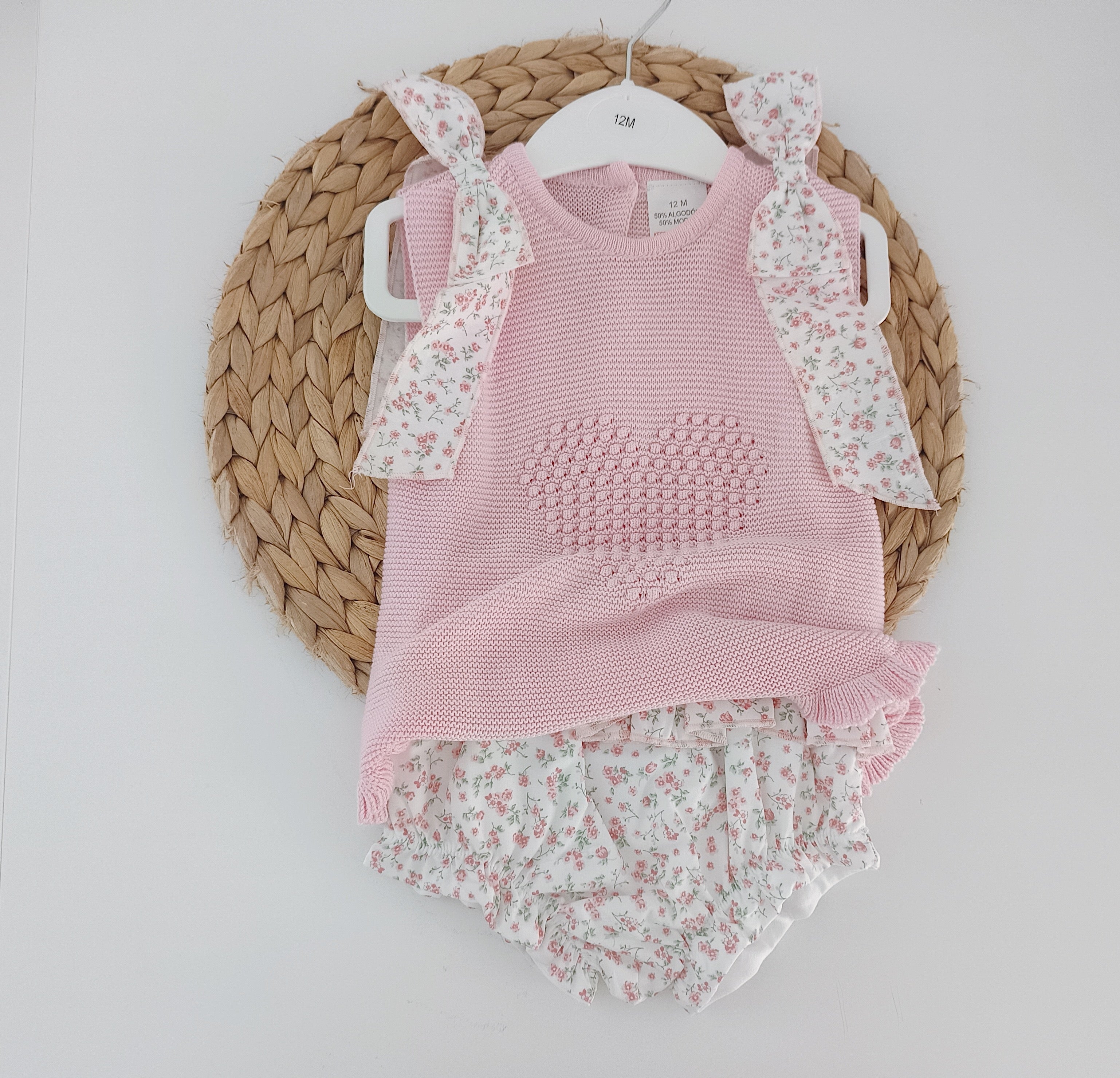 Camisola de Malha com Tapa Fraldas Flores Rosa