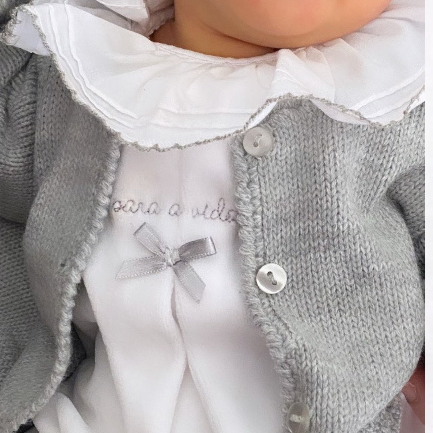 Amor Para a Vida Toda® | Babygrow Lacinho Cinza