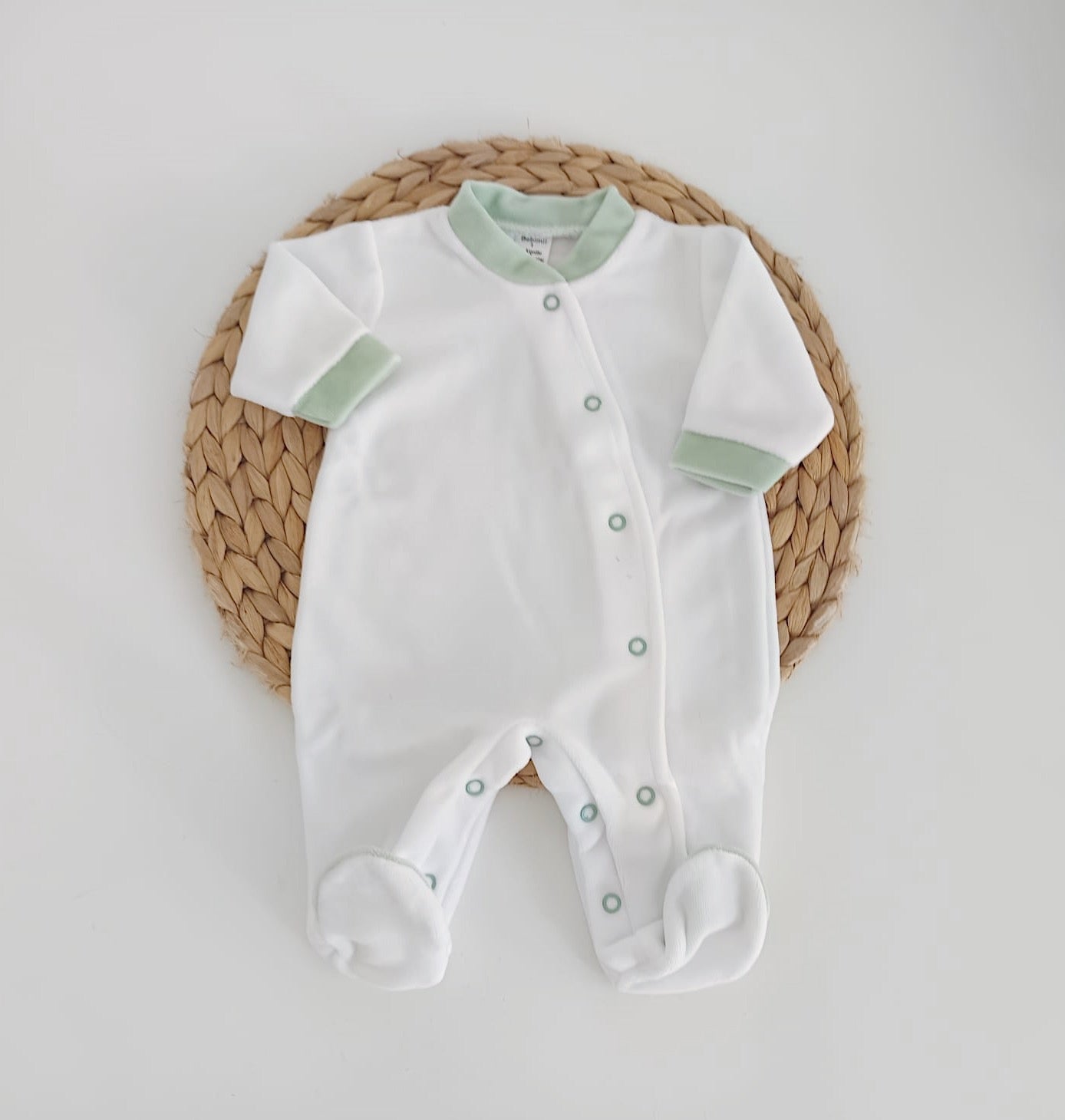 Babygrow Veludo Básico abertura Lado Verde