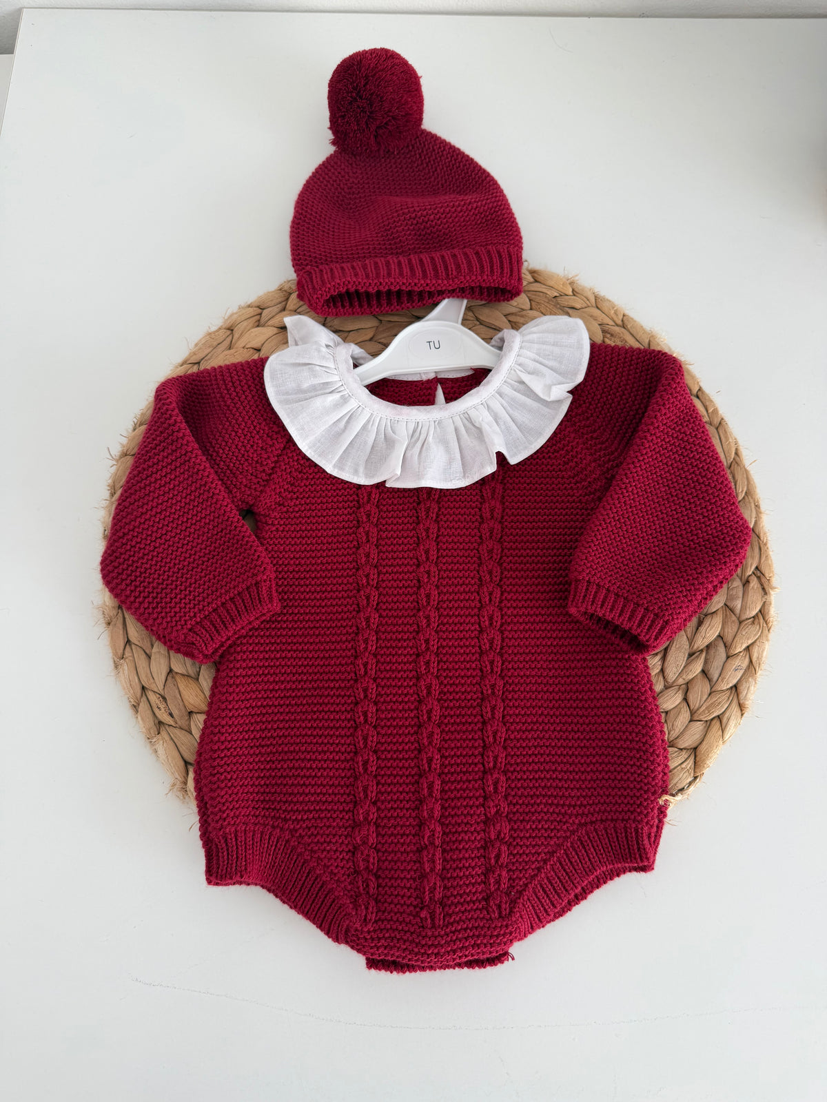 Fofo de Malha com Gola e Gorro Pompom Vermelho
