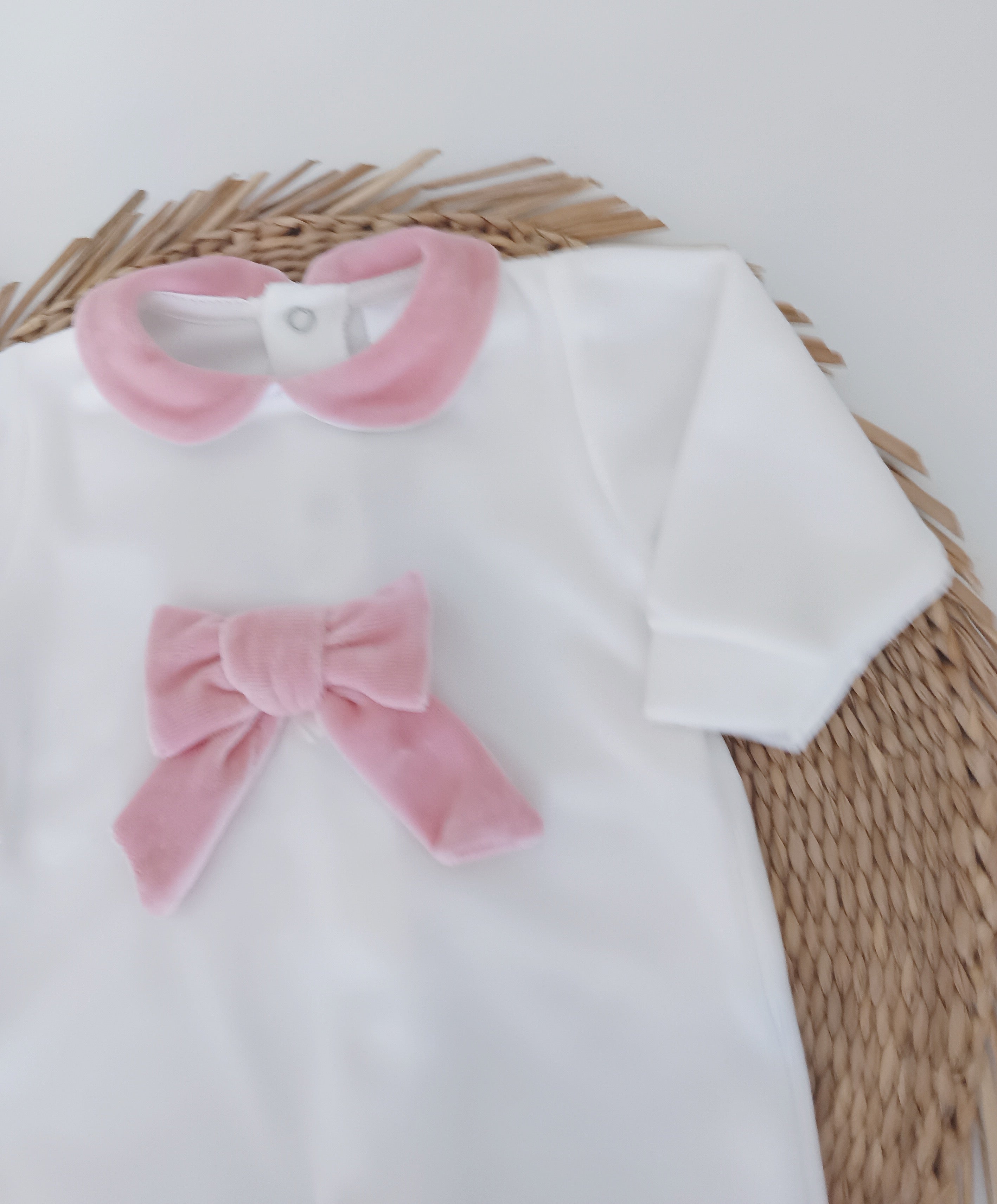 FitFiu Babies® | Babygrow Veludo Laço Rosa Velho