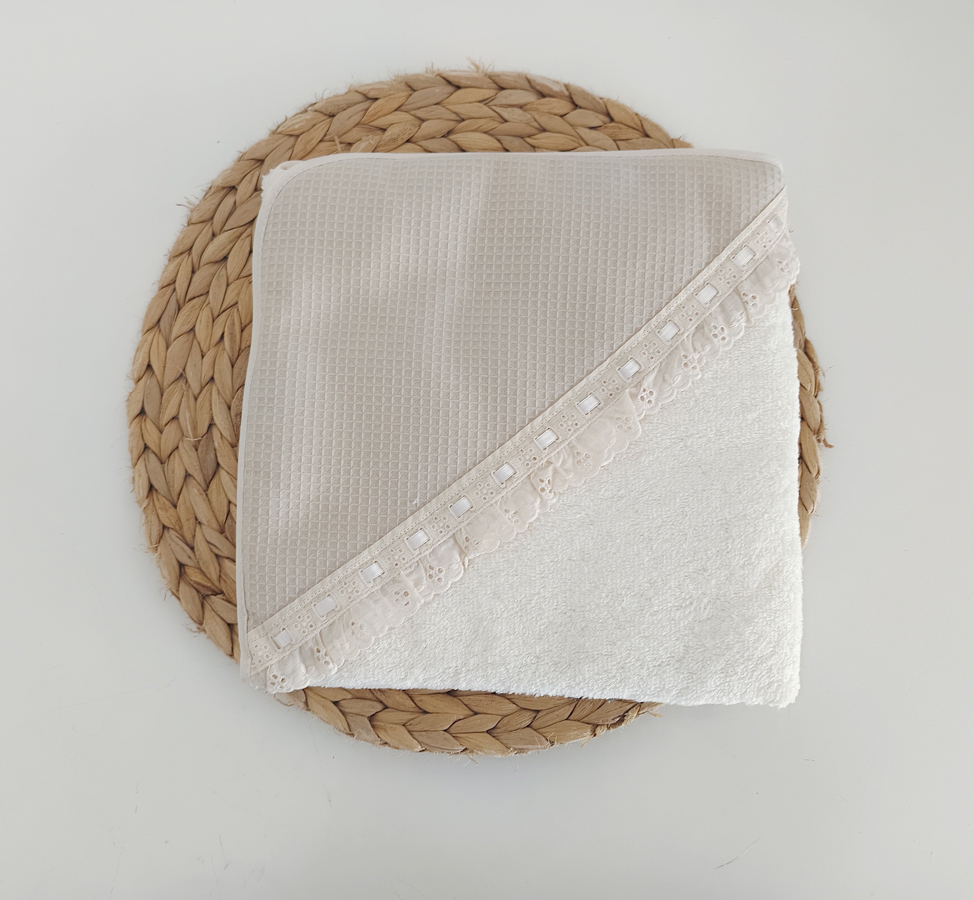 Toalha de banho Favos com Renda Areia