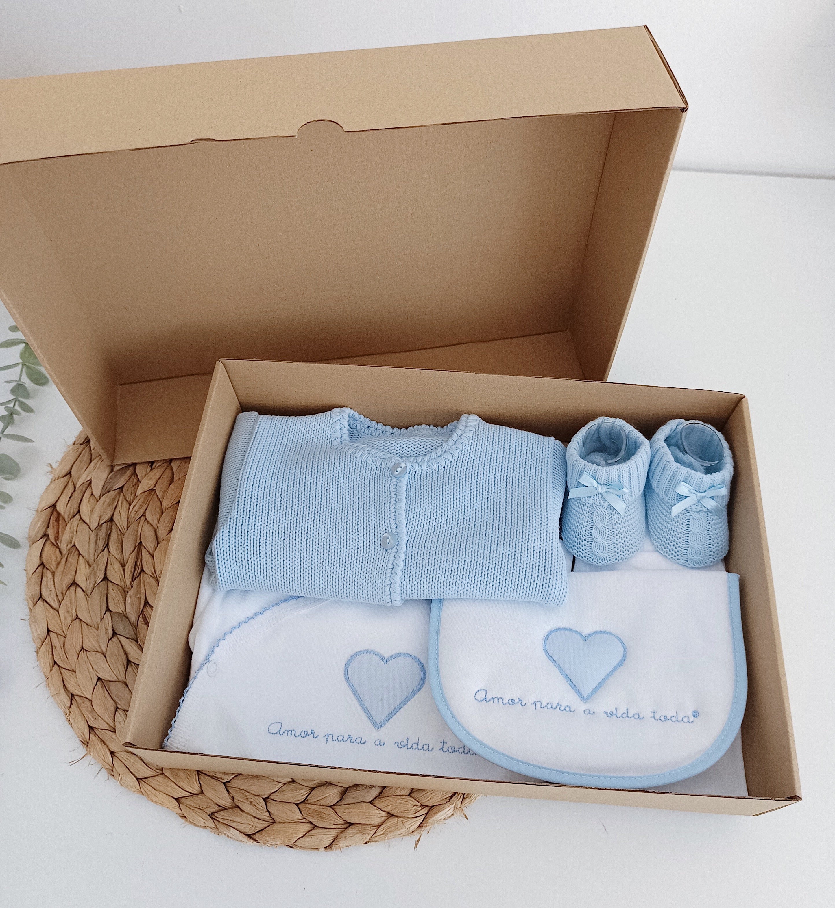 Amor Para a Vida Toda® | Pack Casaco Carapins Interior e Babete Azul