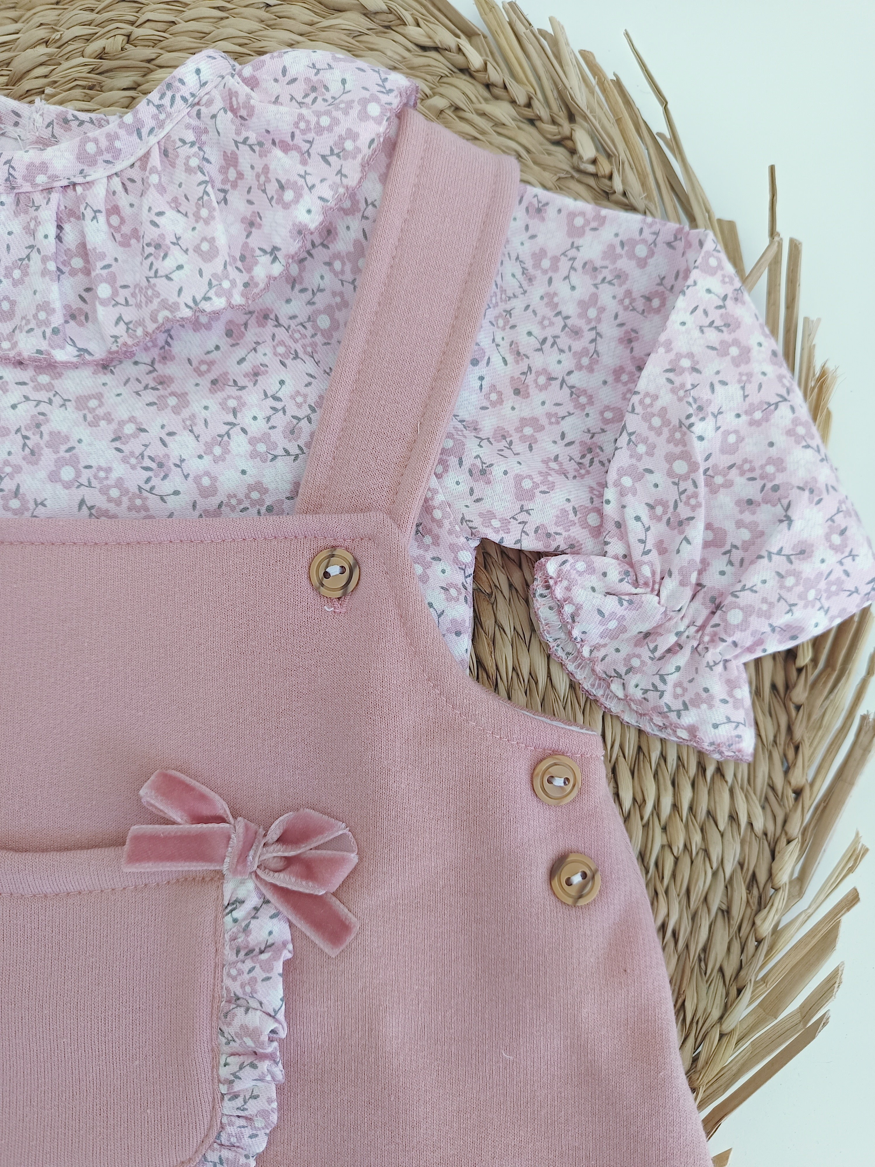 Vestido com Blusa Flores Rosa Velho