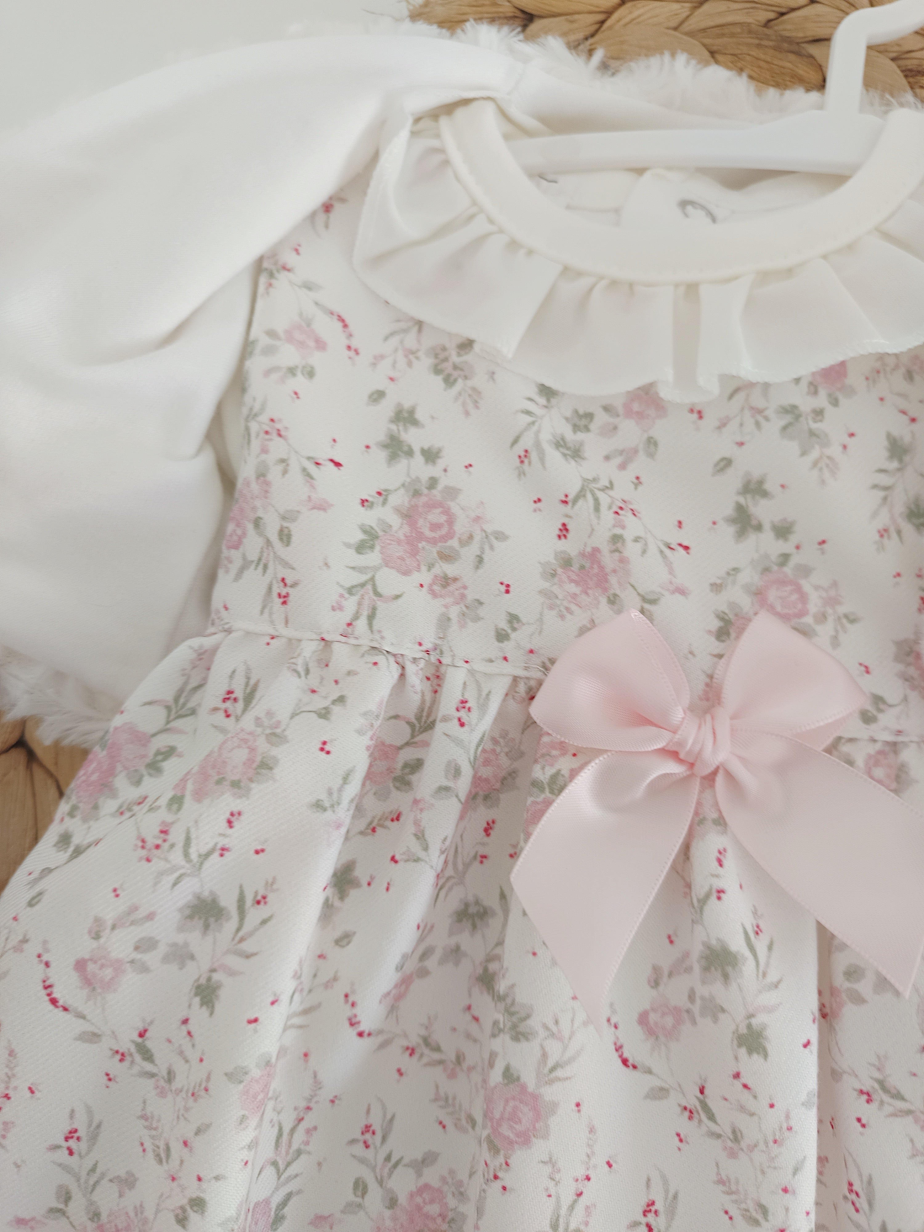 Vestido com Blusa e Bolero Flores com laço Rosa