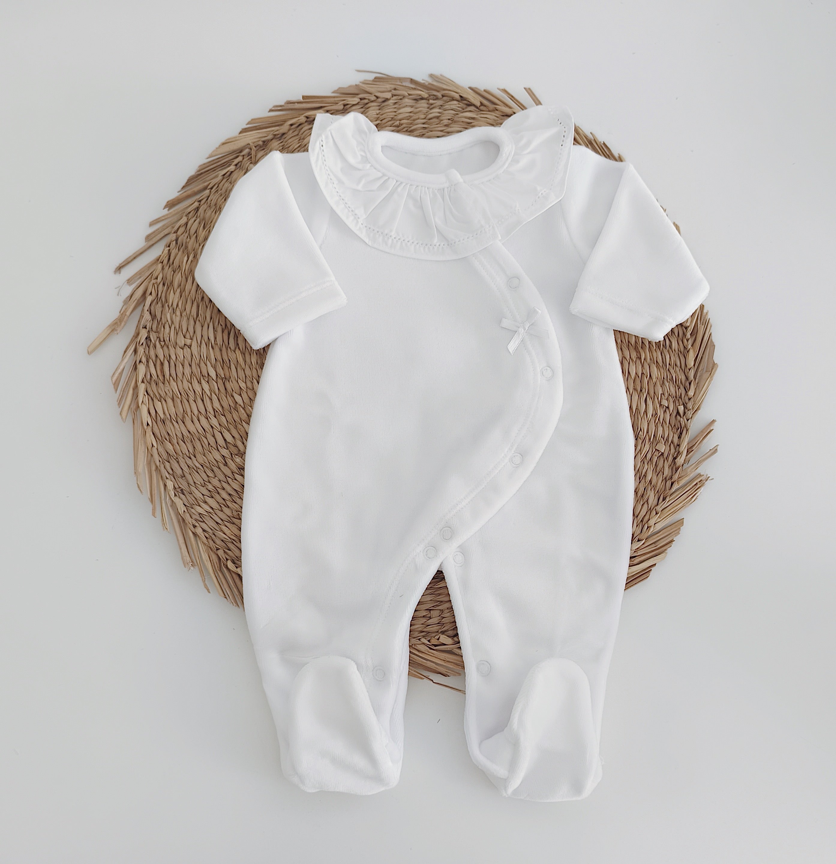 Babygrow Basic Lacinho Gola de Folho Branco