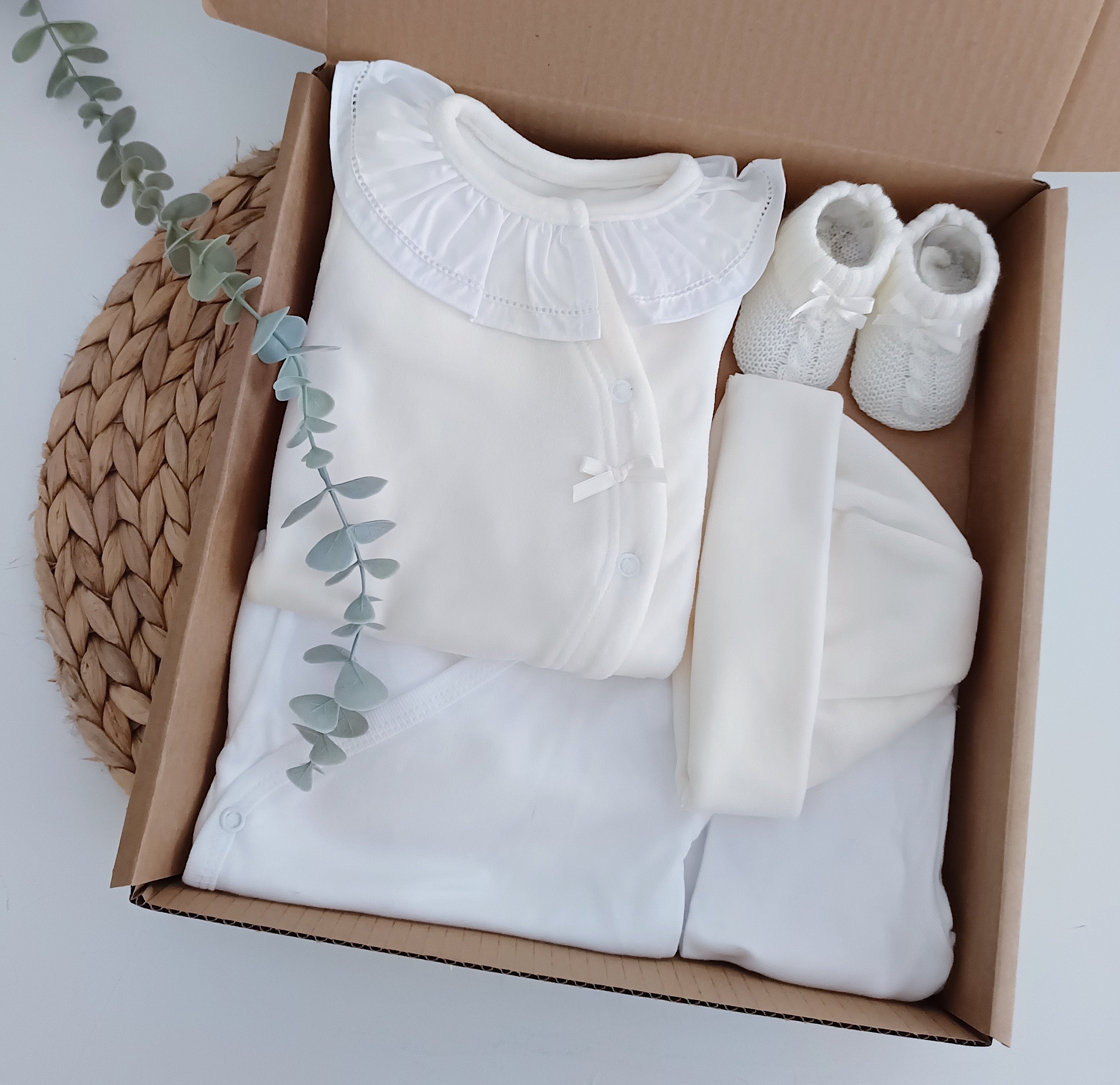 Conjunto de Primeira Roupinha Gola Basic Pérola