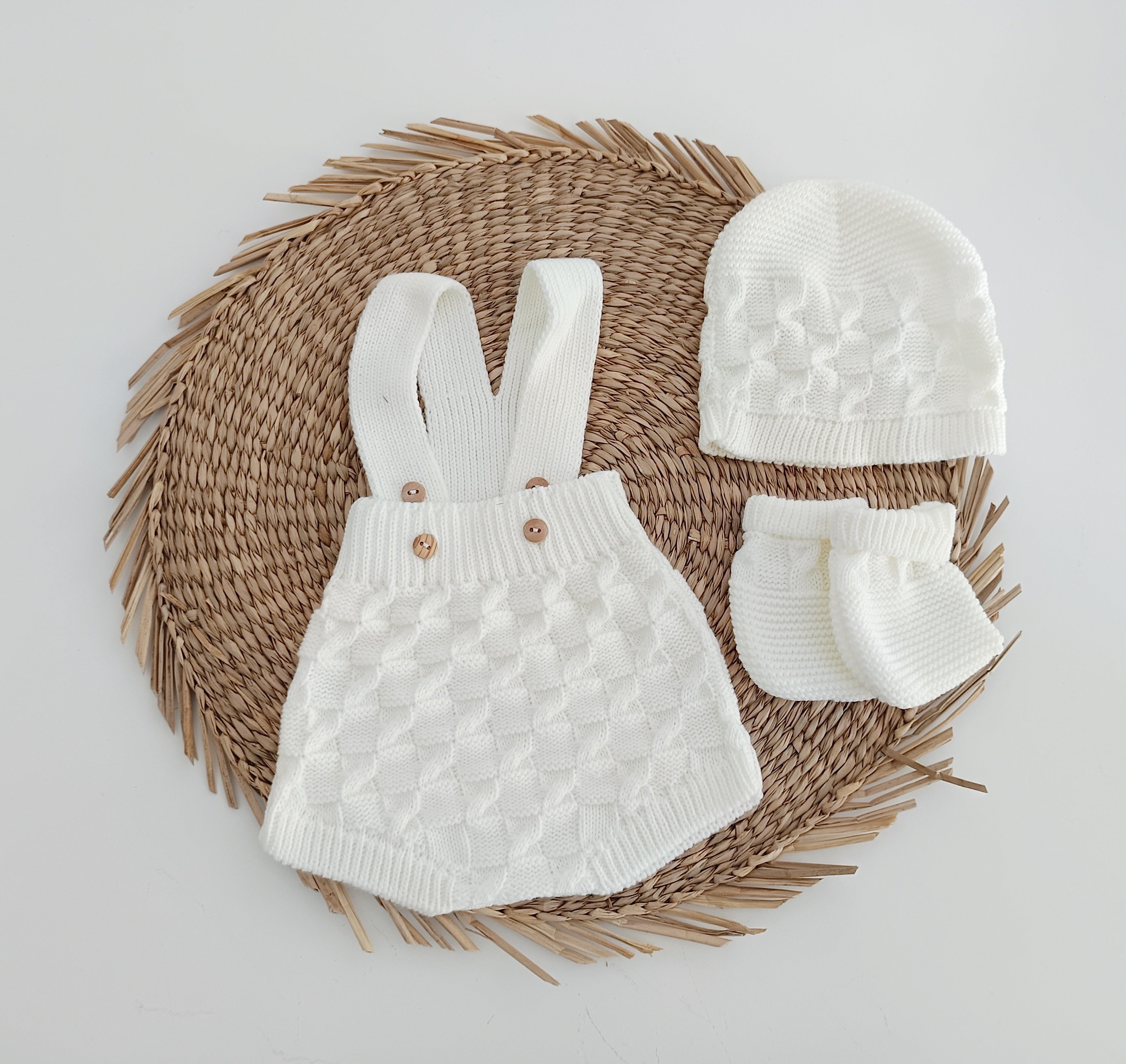 Fofo de Malha Botões com gorro e carapins Pérola