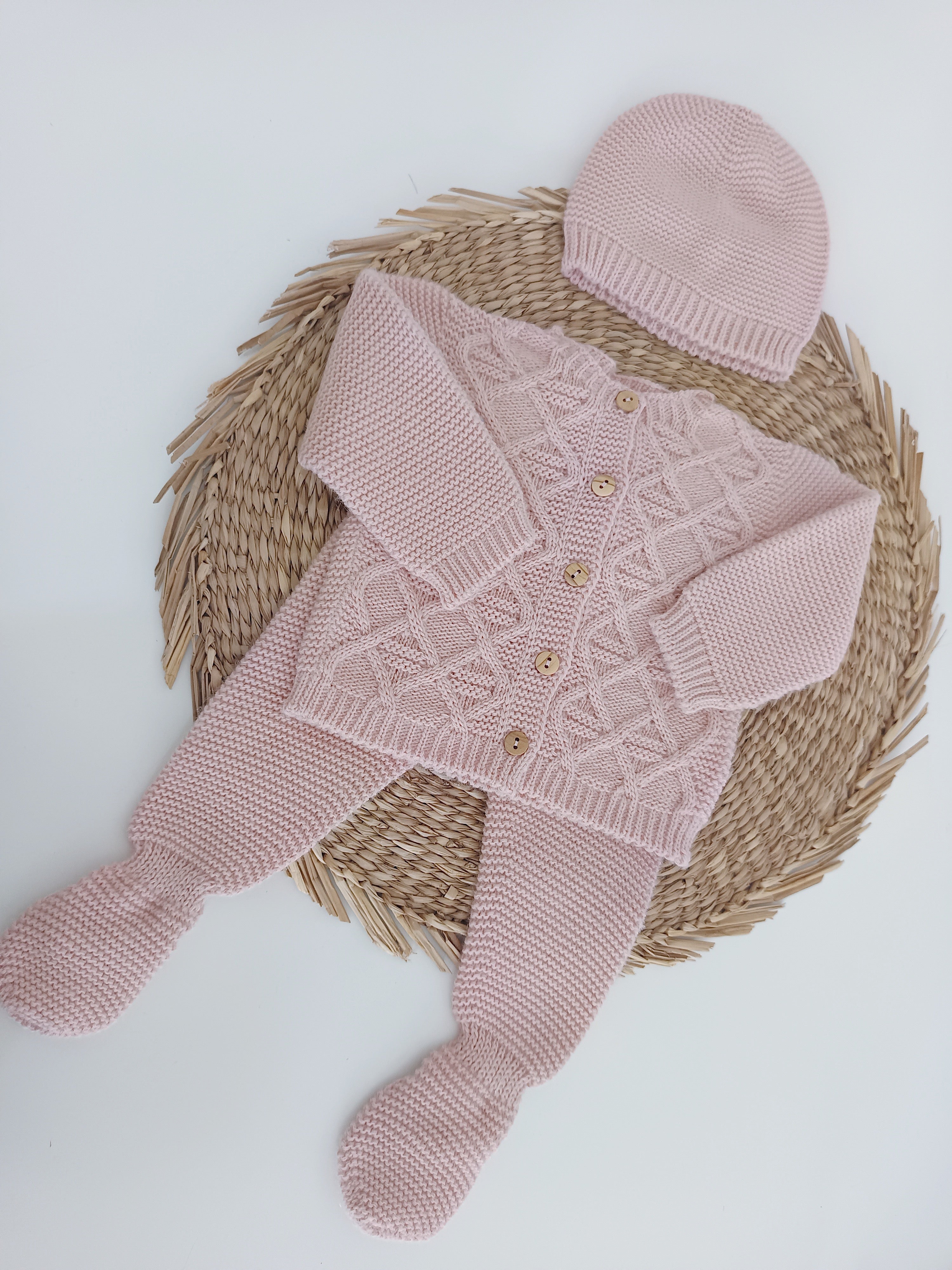 Conjunto de Malha Casaco Losangos com Gorro Rosa Velho