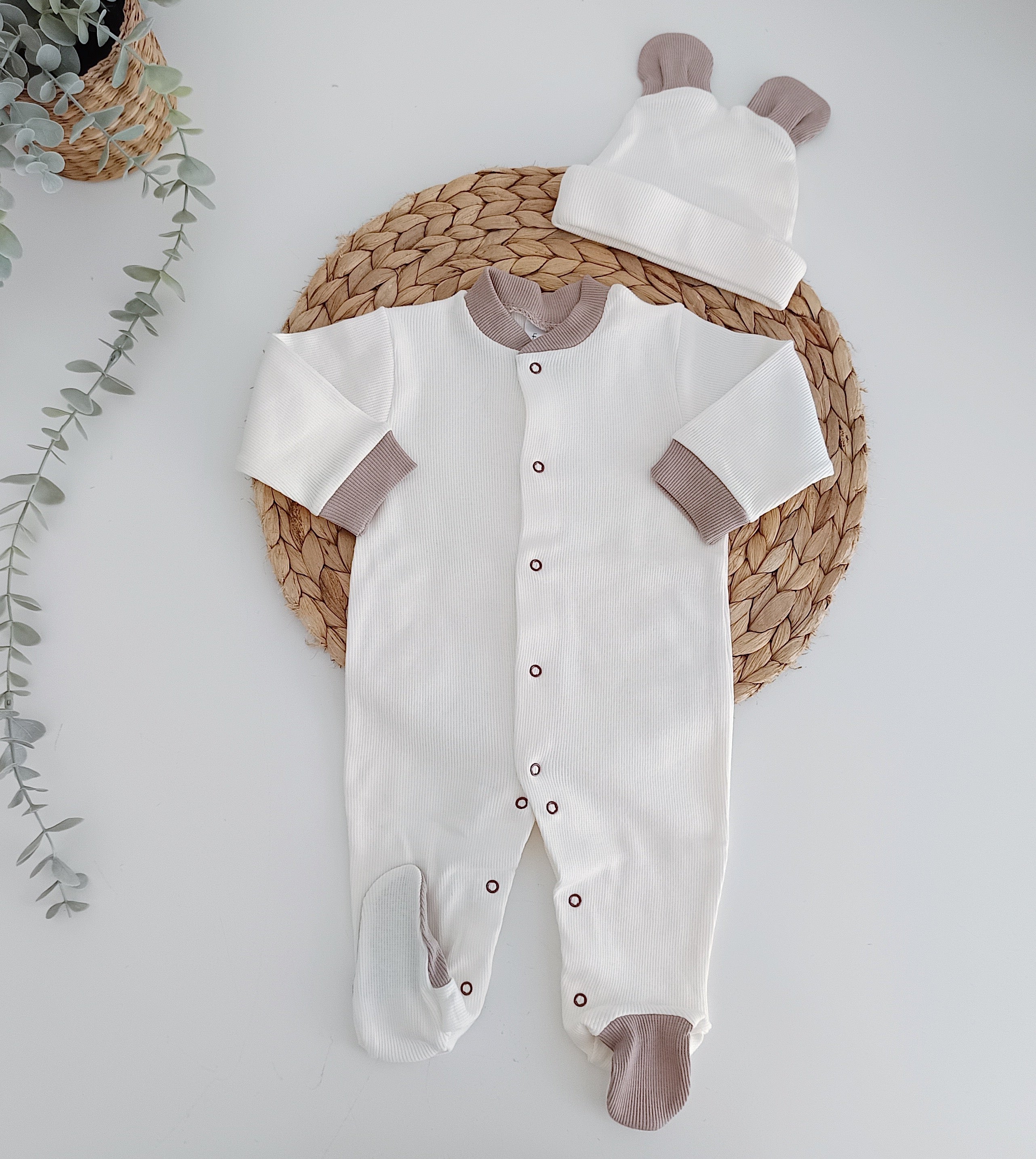 FitFiu Babies® | Babygrow Algodão Básico e Gorro Orelhas Rosa Velho