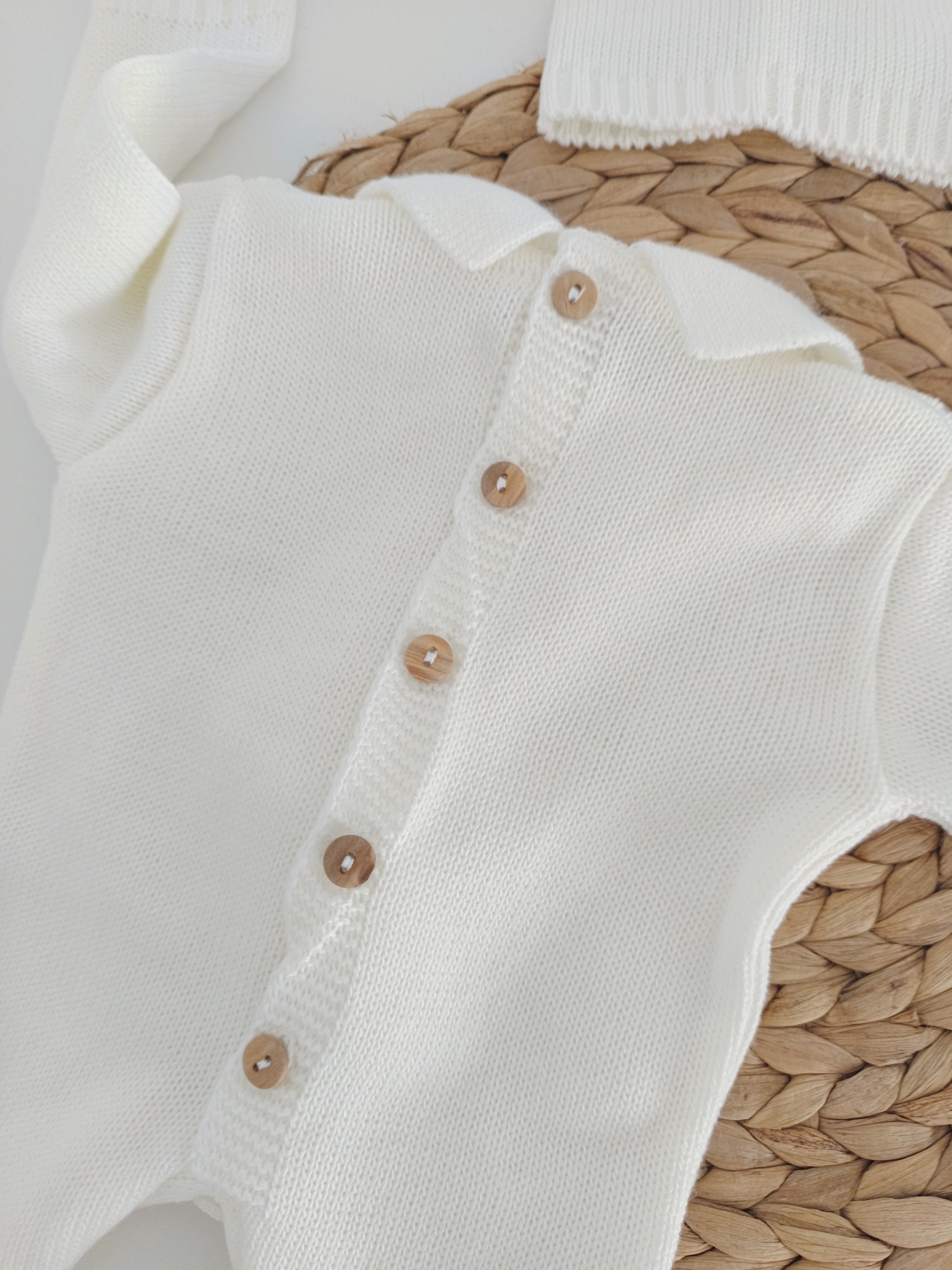Babygrow de Malha Pompons com Gorro Pérola