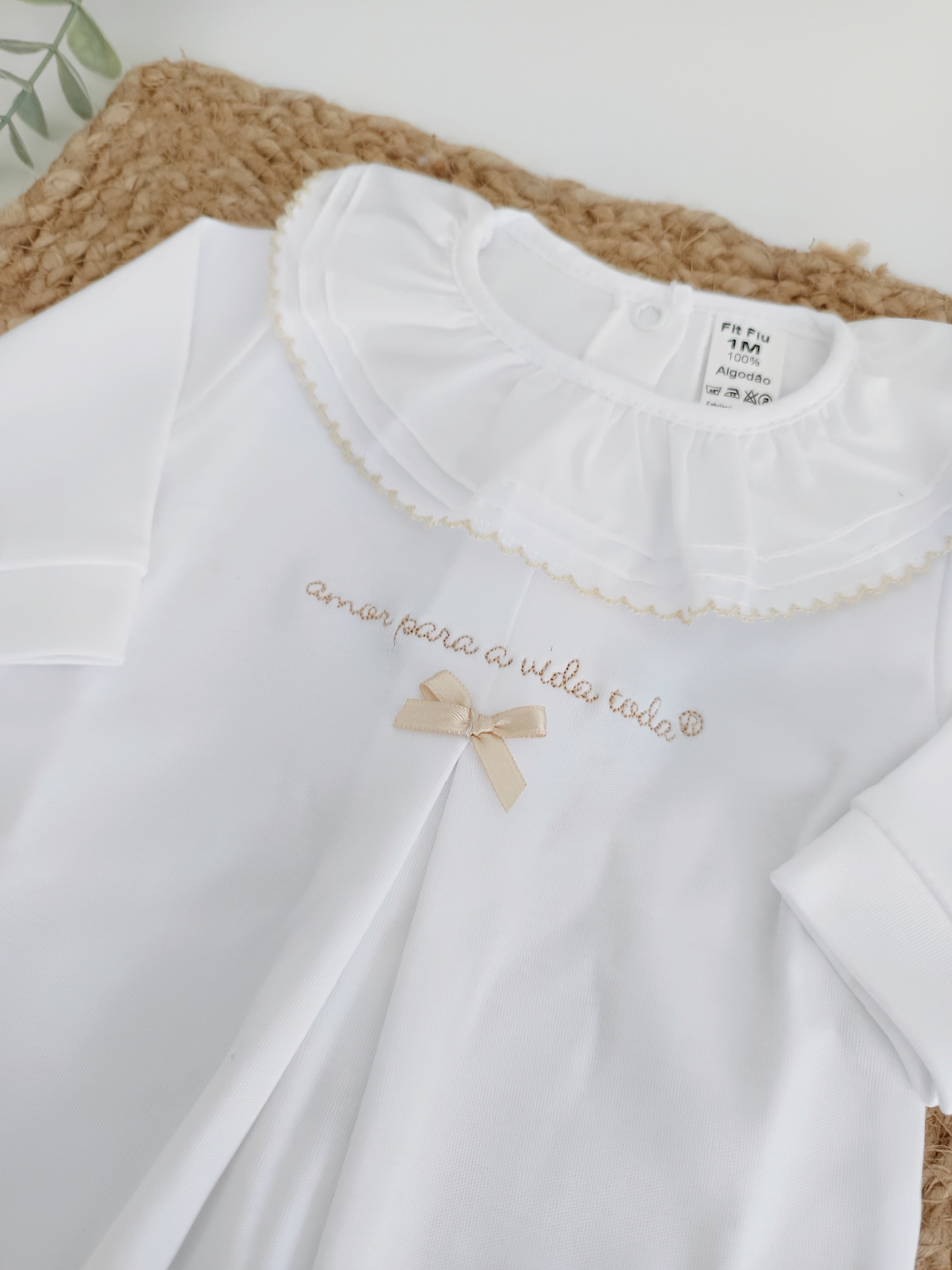 Amor Para a Vida Toda® | Babygrow Lacinho Areia