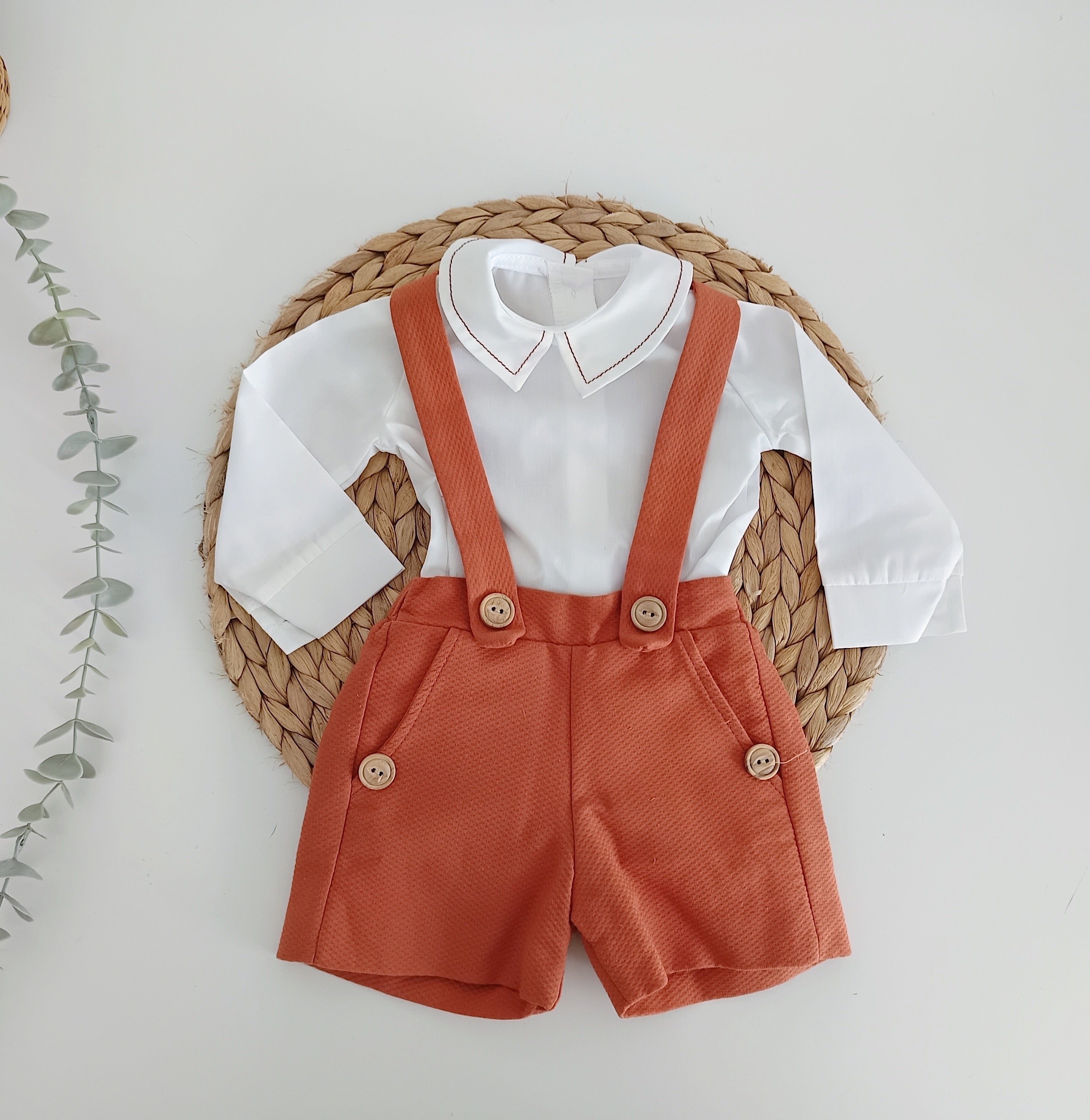 Fofo com alças e Camisa gola Bico Tijolo