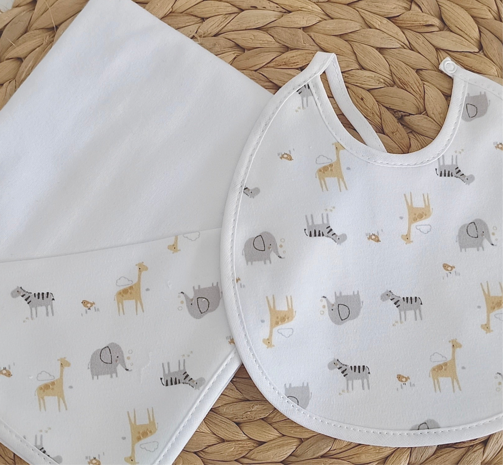 Fit Fiu Babies® |Fralda e babete Animais da Selva