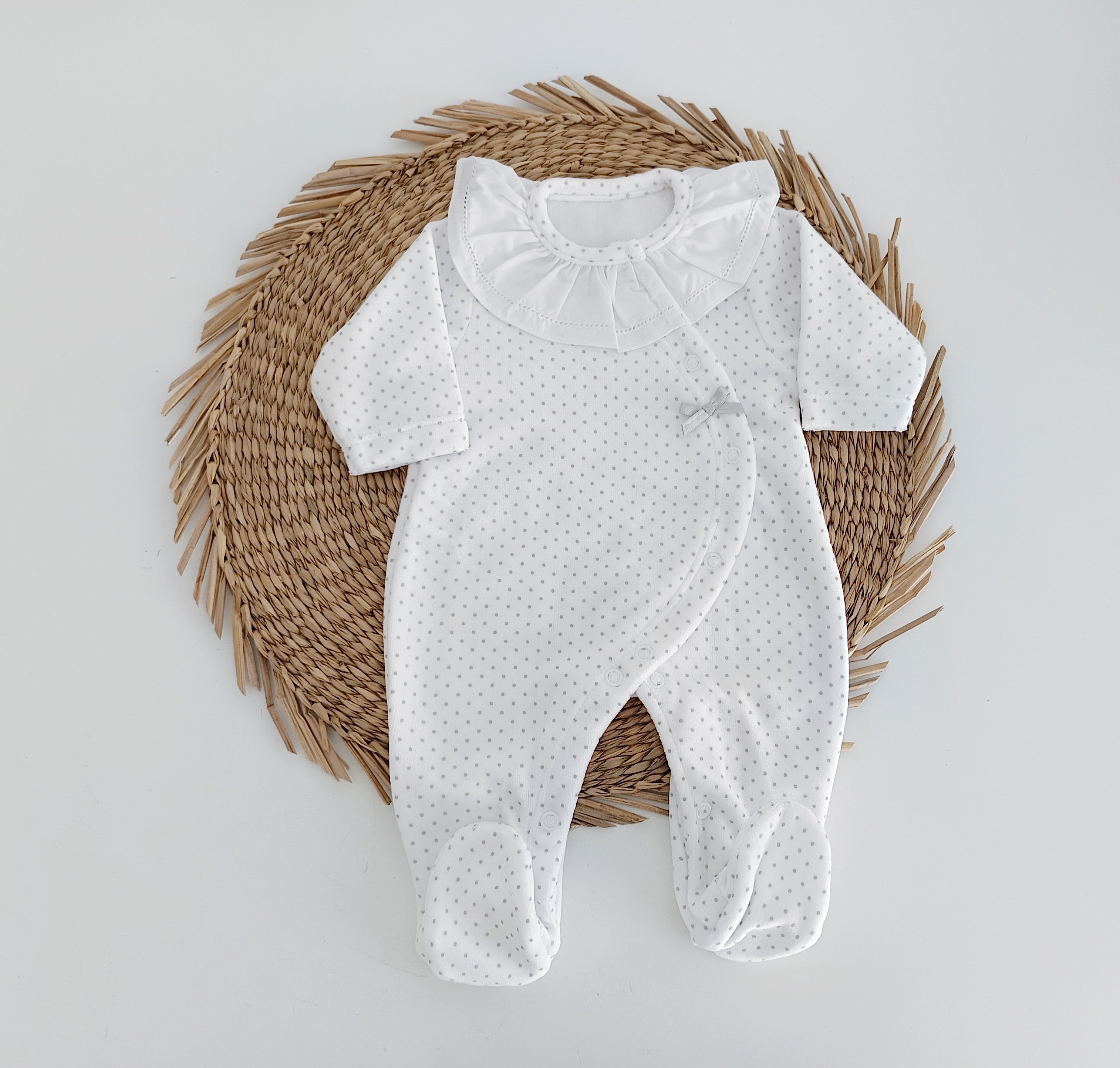 Babygrow Veludo Gola Pintinhas Cinza