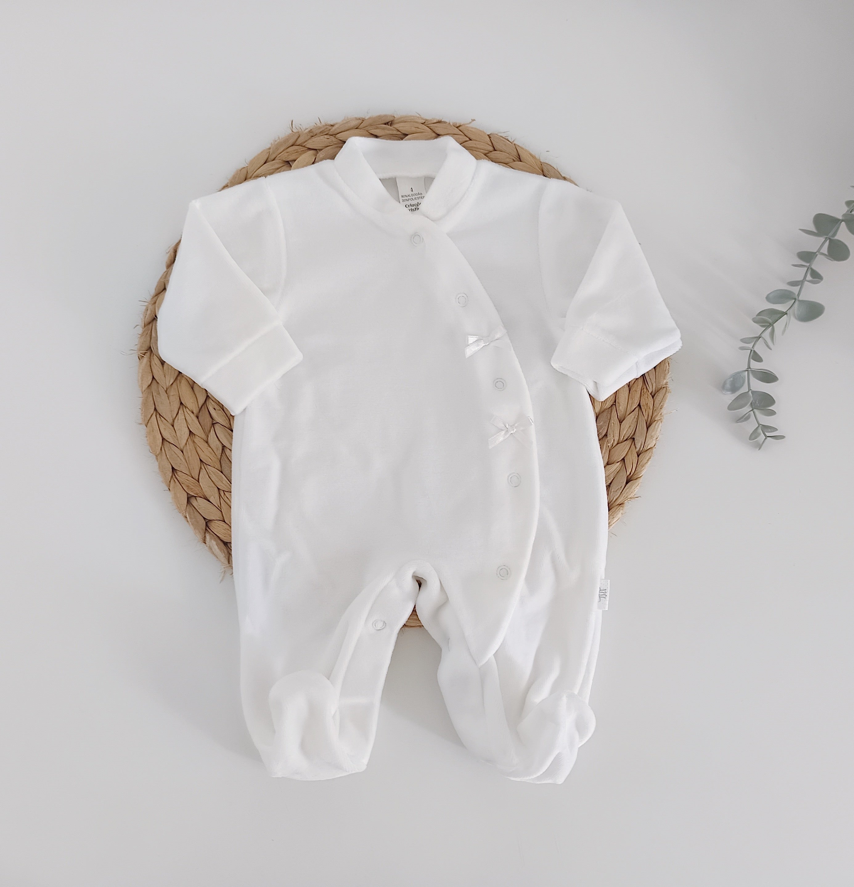 Babygrow Veludo Básico Dois Lacinhos Branco