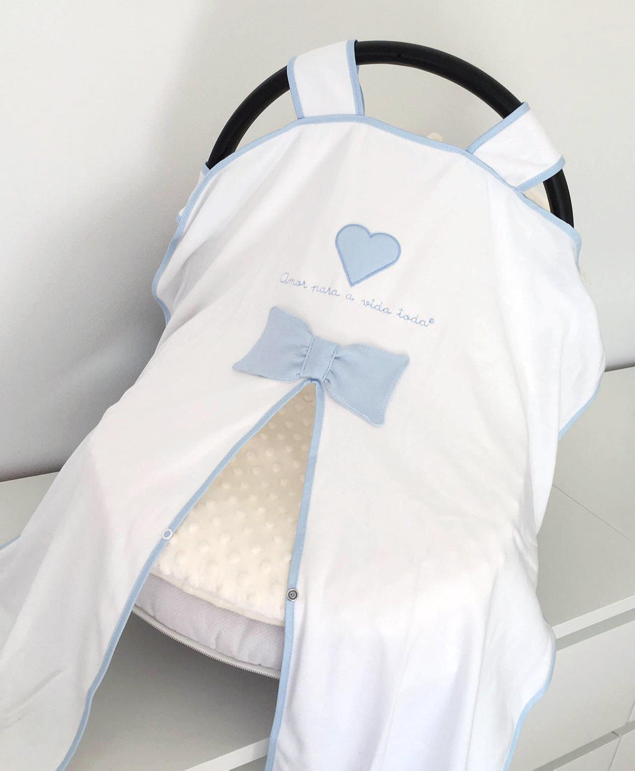 Tapa ovo bebé azul algodão com abertura cortina Amor para a Vida Toda