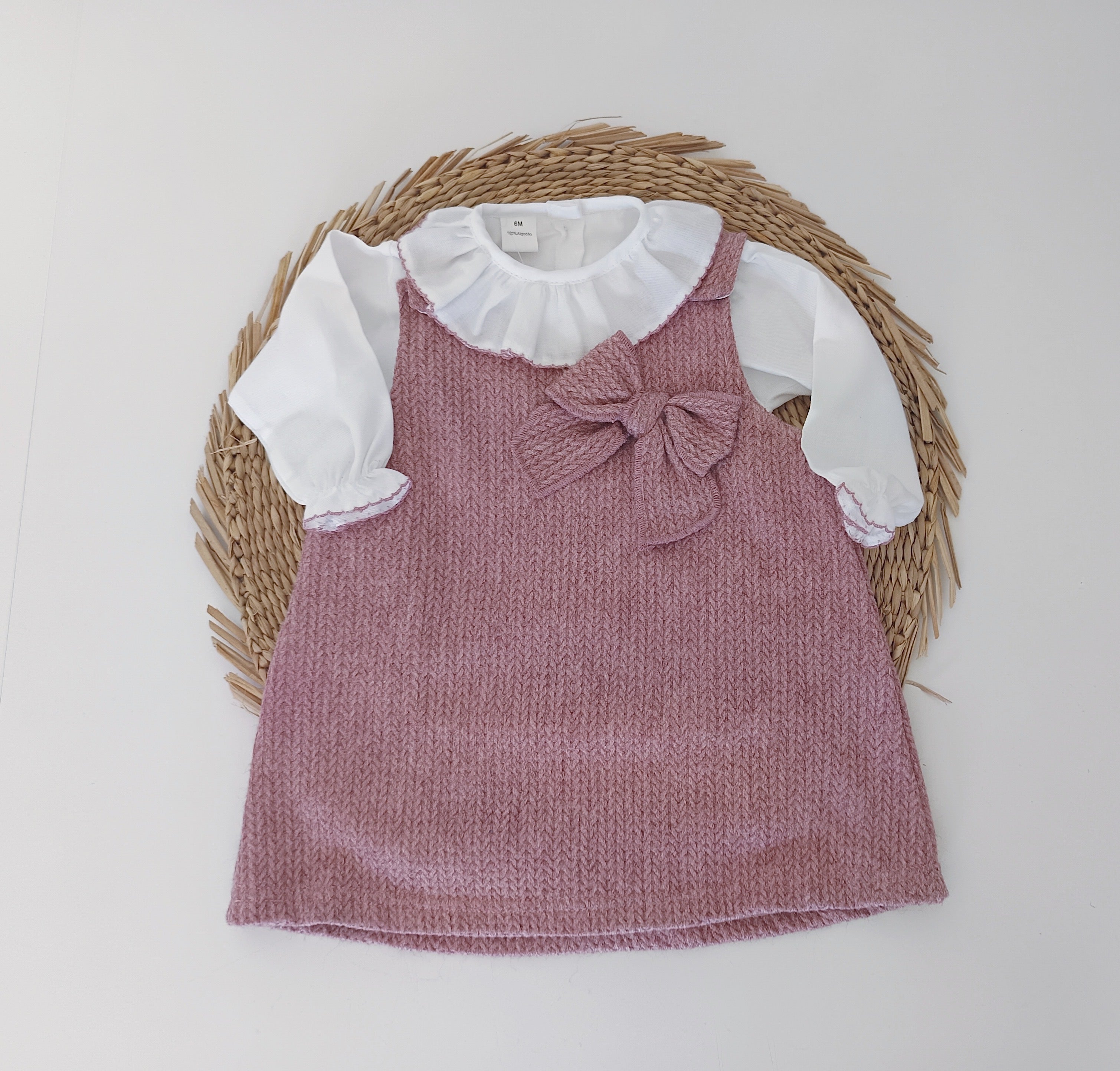 Vestido Laçarote com Blusa de Gola Rosa Velho