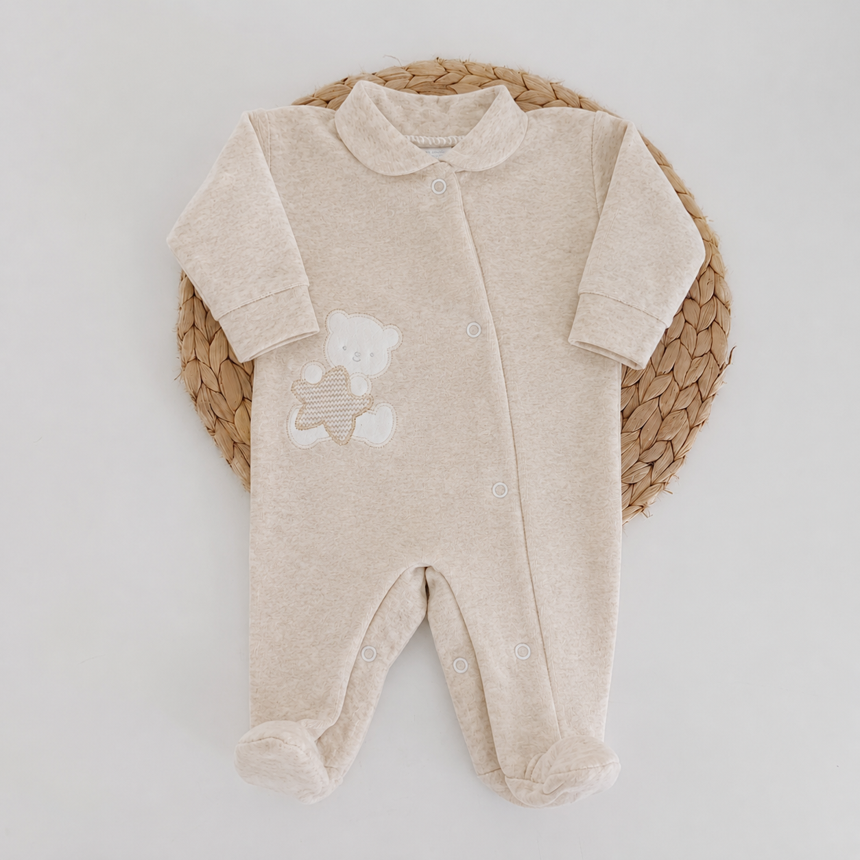 Babygrow de Veludo Urso Estrela Mescla Areia
