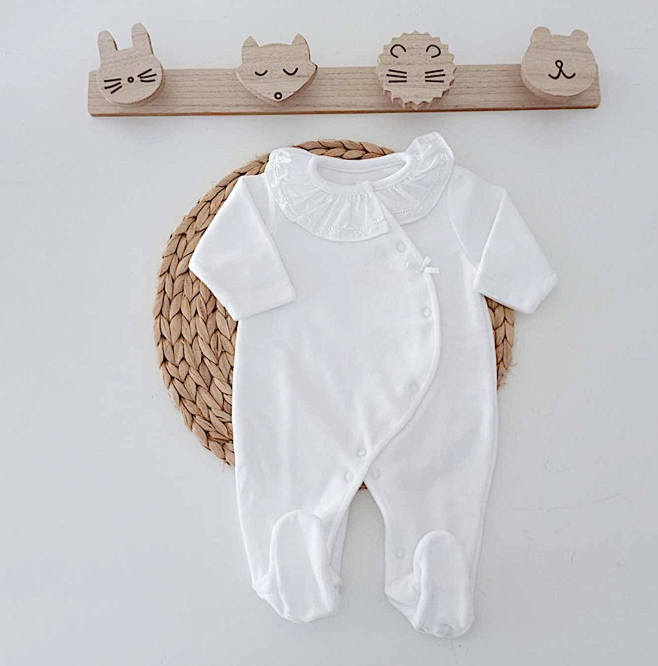 Babygrow Veludo Basic Gola Branco