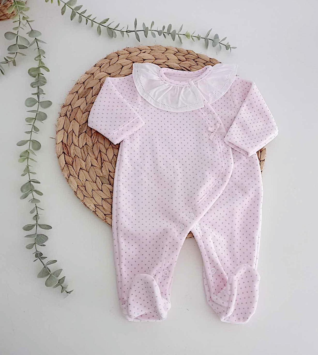 Babygrow Veludo Basic Pintinhas Gola Rosa
