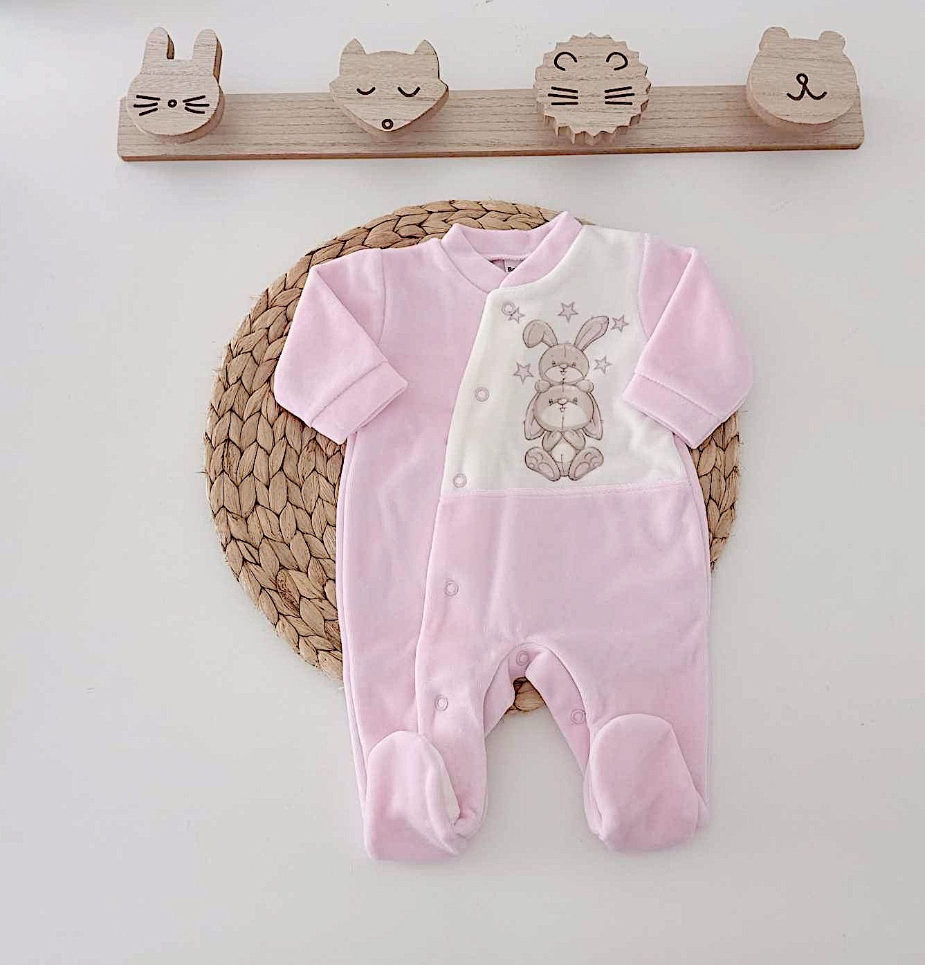 Babygrow Veludo Coelhos Estampados Rosa