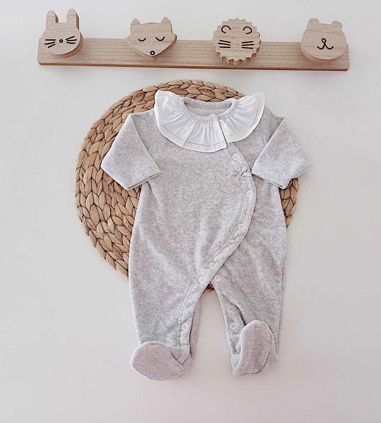 Babygrow Veludo Basic Gola Cinza