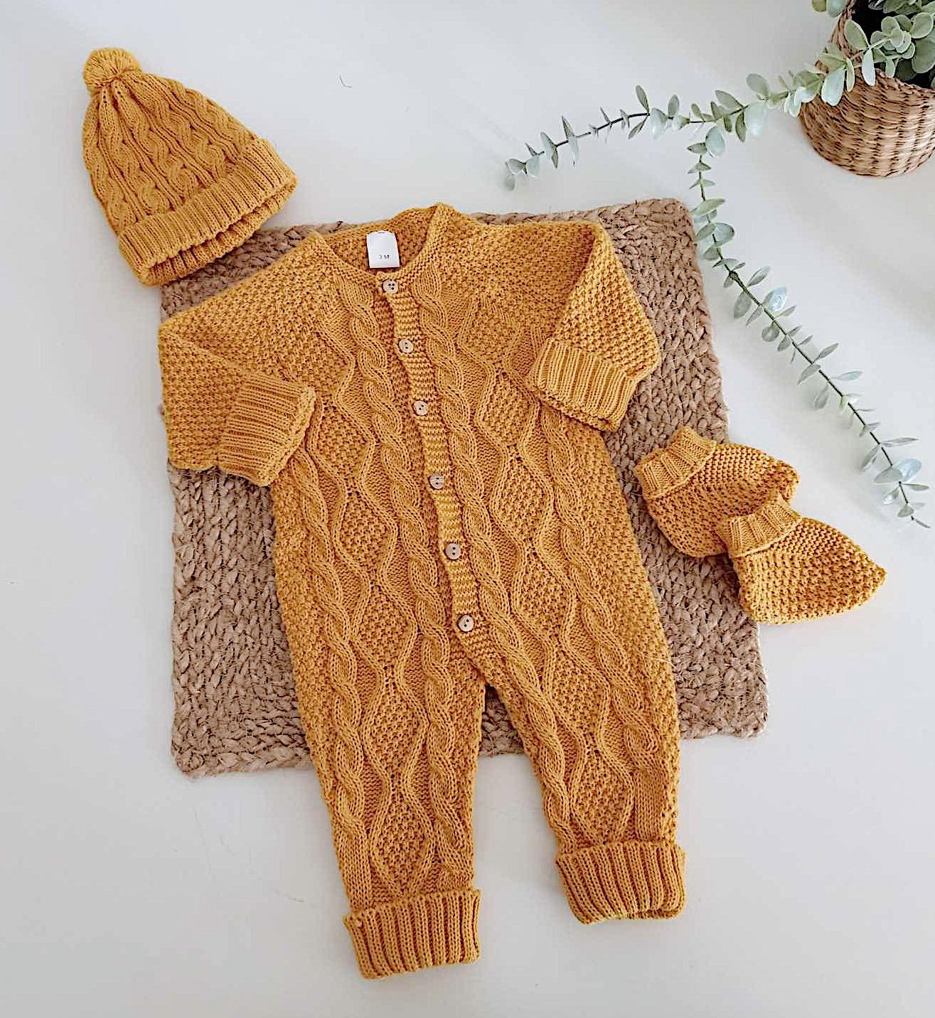 Babygrow de malha com gorro e carapins Amarelo