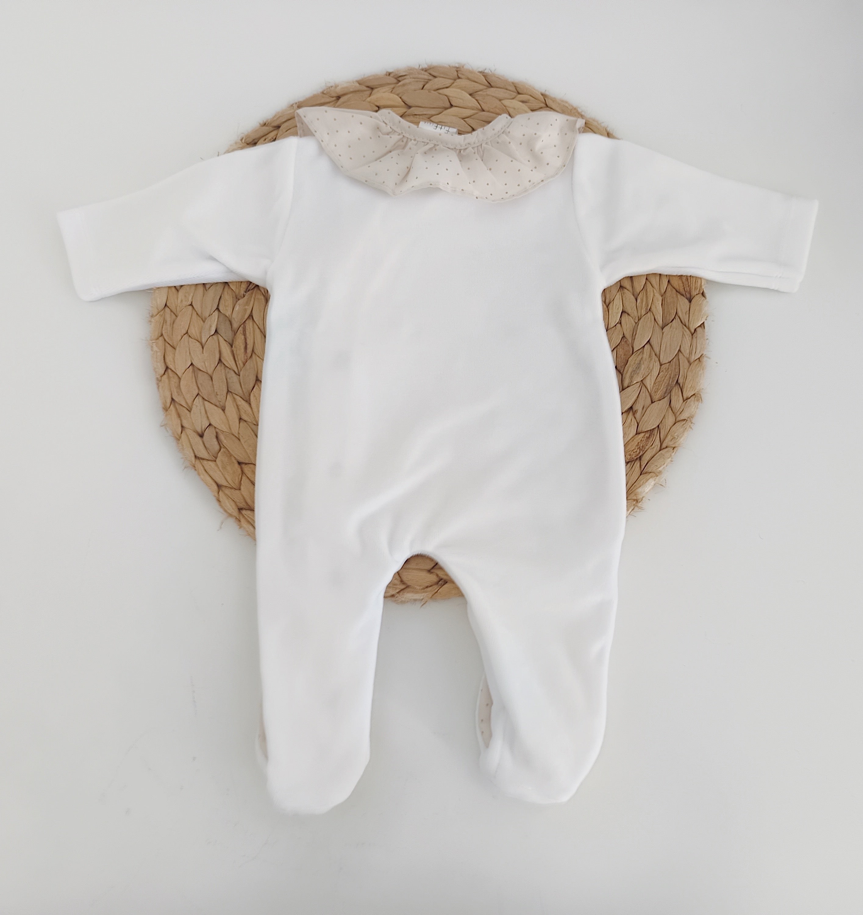 FitFiu Babies® | Babygrow Veludo Laço Pintinhas Areia