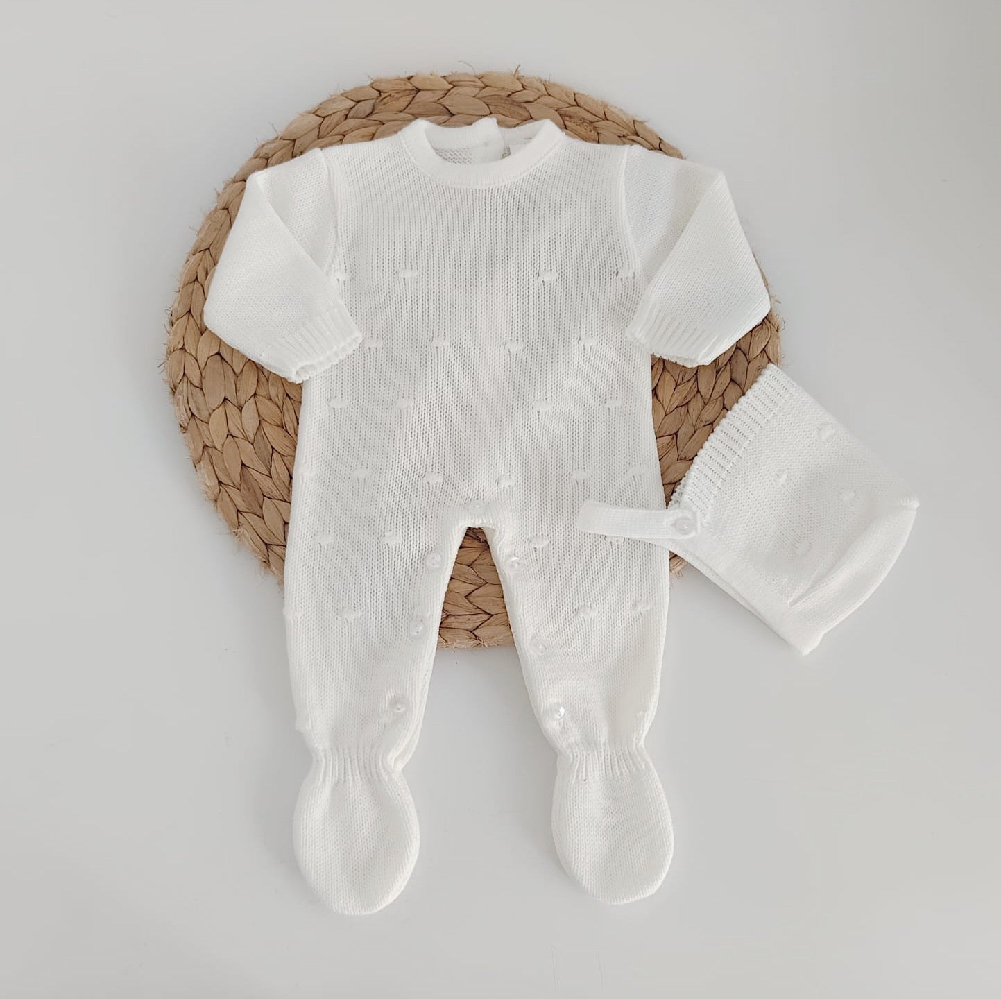 Babygrow de Malha Pompons com touca Pérola