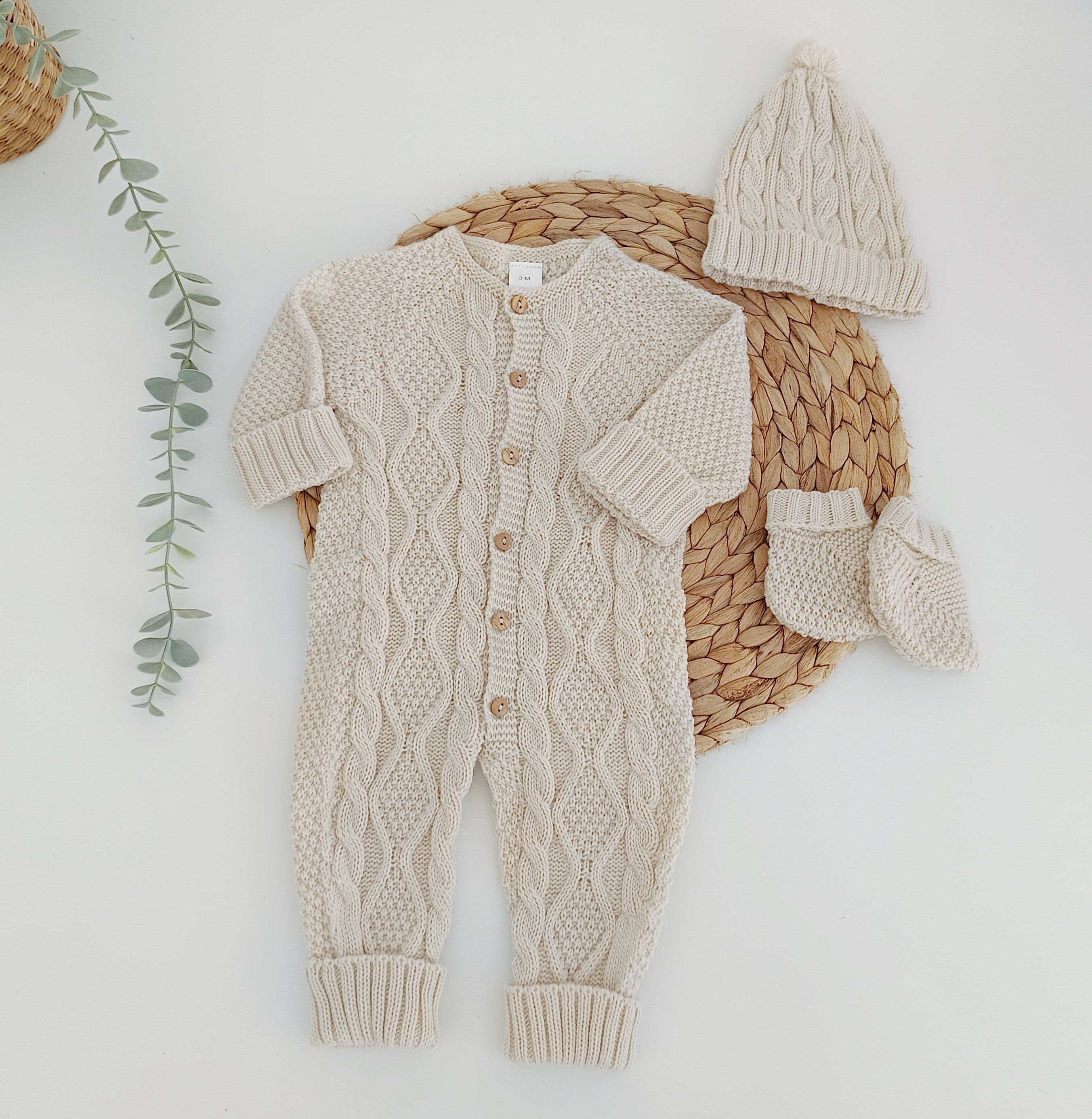 Babygrow de malha com gorro e carapins Areia