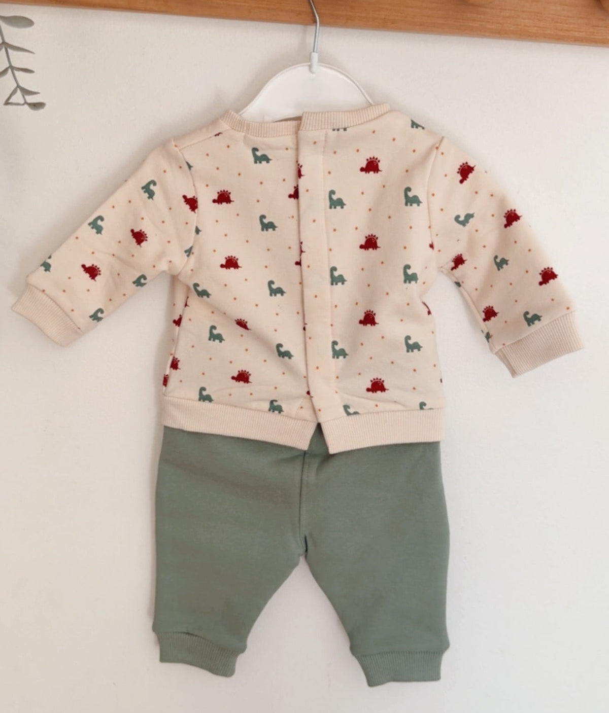 Conjunto de Calças e Camisola Dinos Verdes