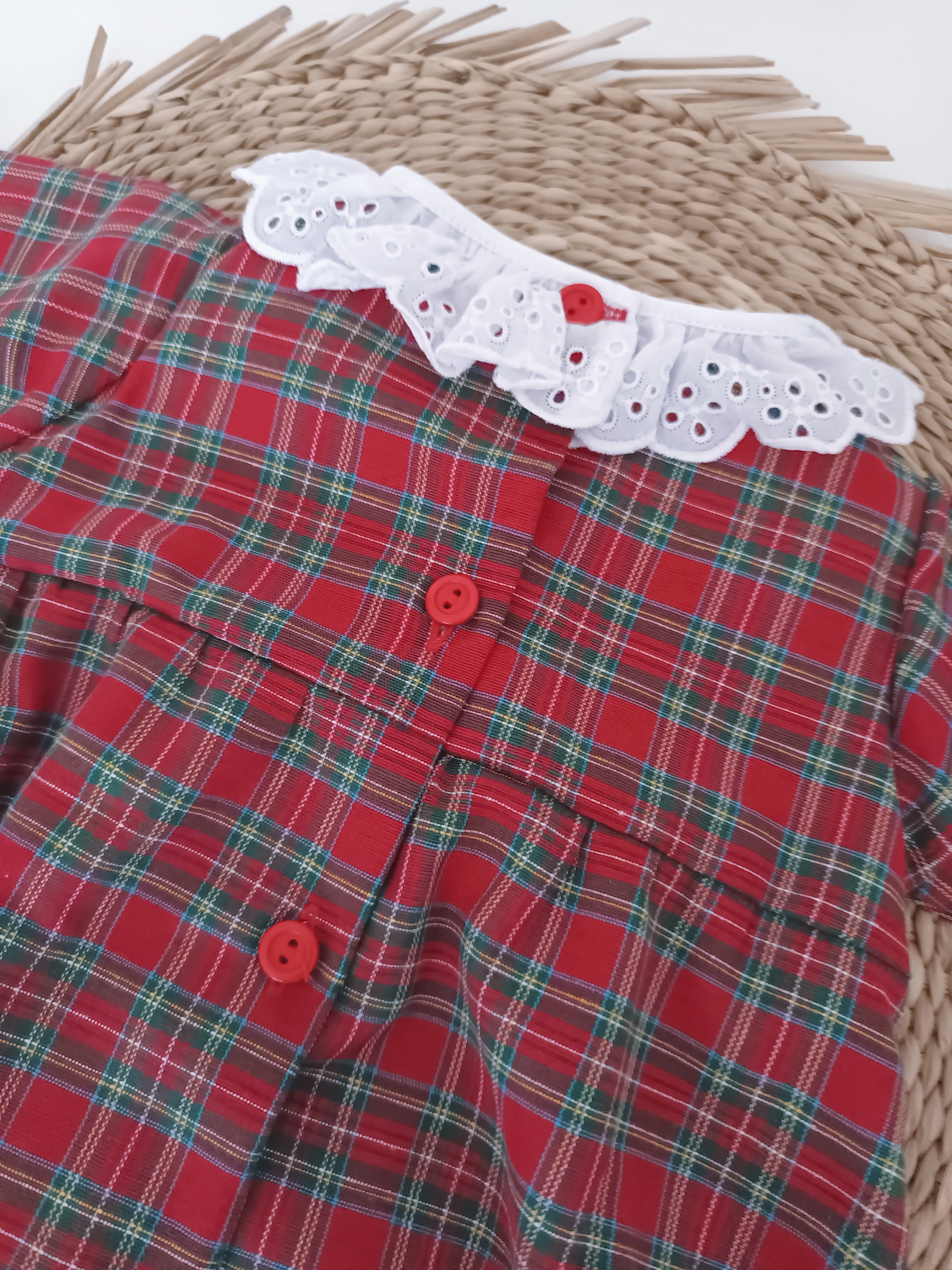 Fofo Xadrez com Laço Vermelho