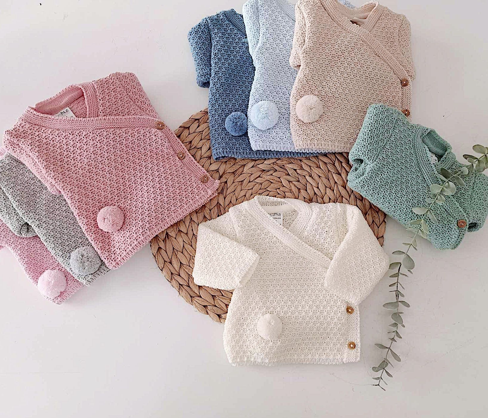 Casaco de Malha com Pompom apertar ao lado