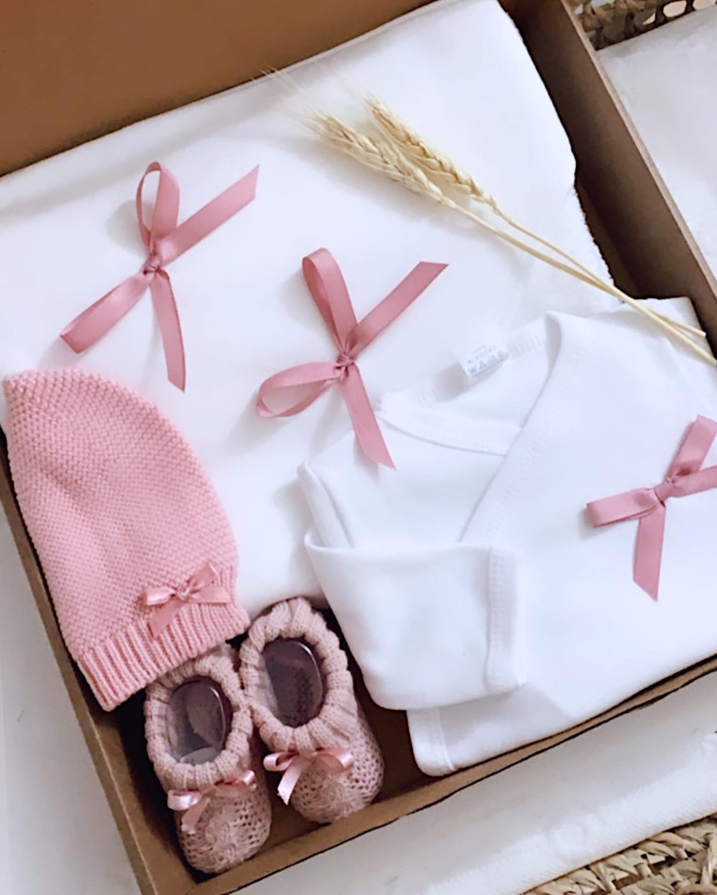 FitFiu Babies® | Conjunto Bebé Laços Toalha Interior Gorro Carapins Rosa Velho