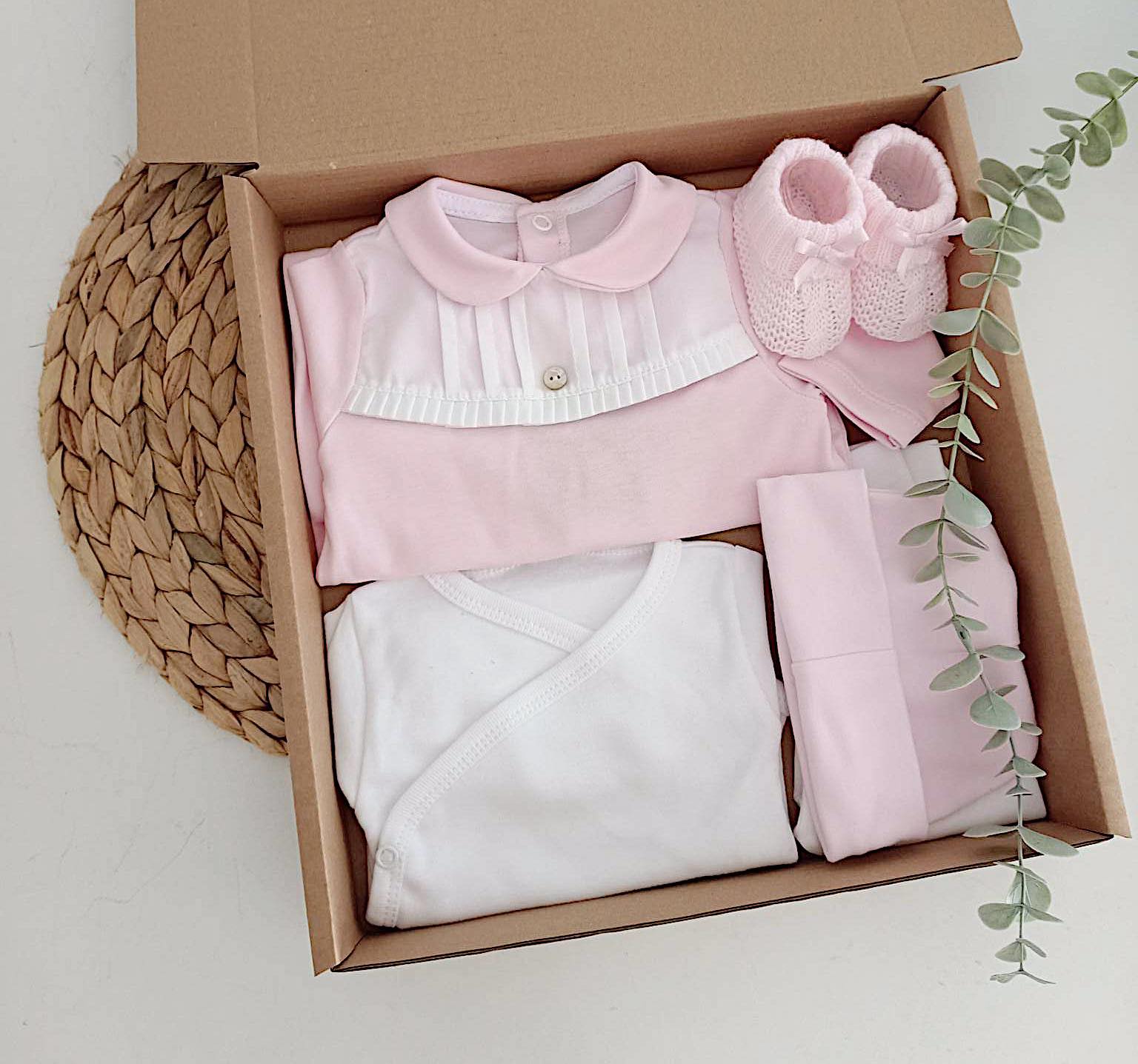Conjunto Primeira Roupinha Veludo Peitilho Folho Rosa