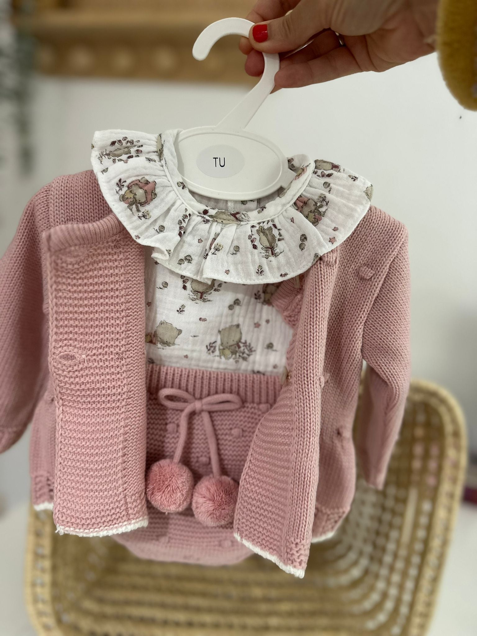 conjunto bebé rosa velho