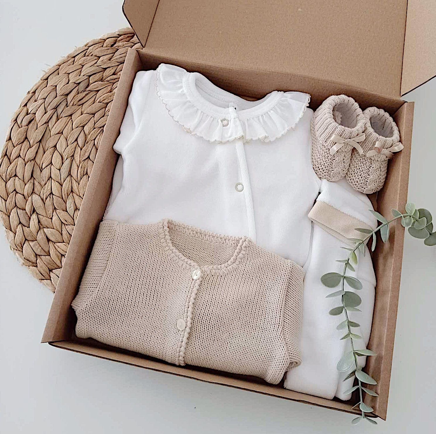 Conjunto de Bebé Básico com Gola Areia