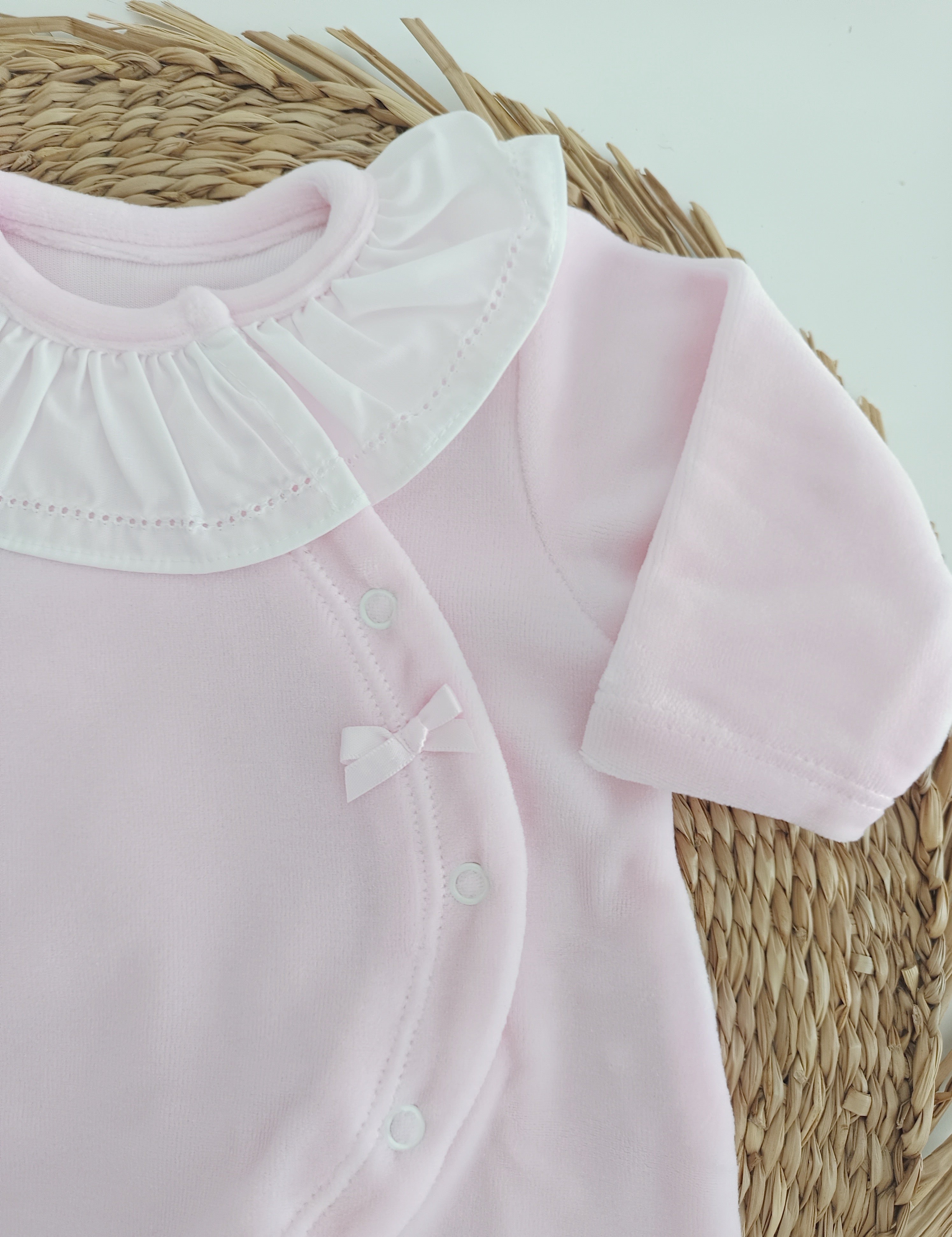 Babygrow Basic Lacinho Gola de Folho Rosa