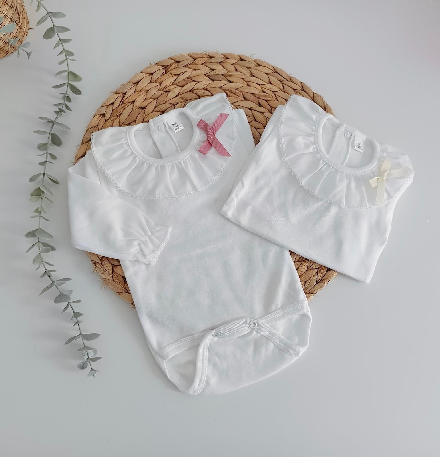 FitFiu Babies® | Body com Gola de Folho e Laço