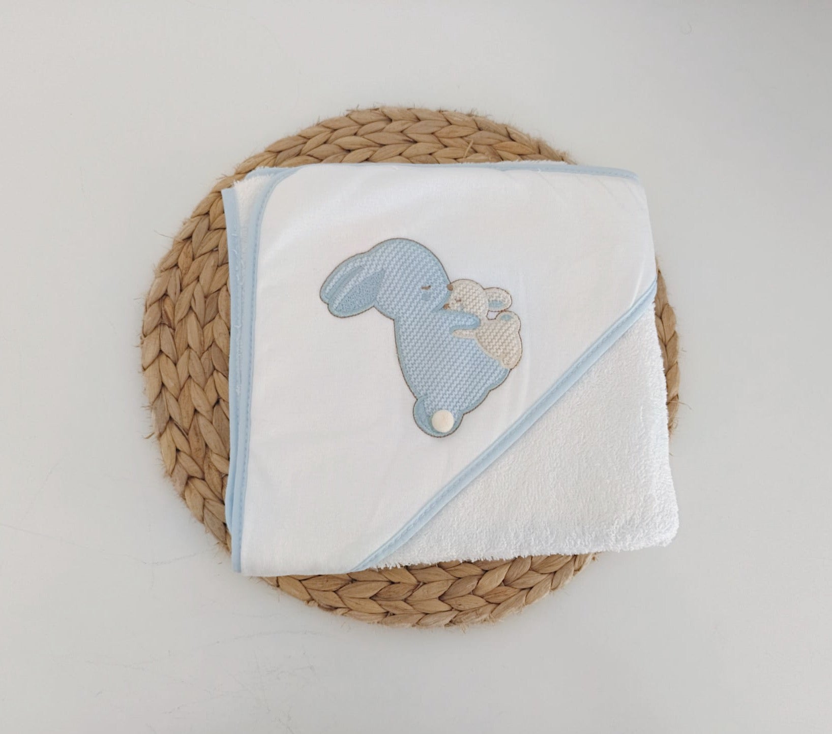 Toalha de banho para Bebé Coelho Pompom Azul