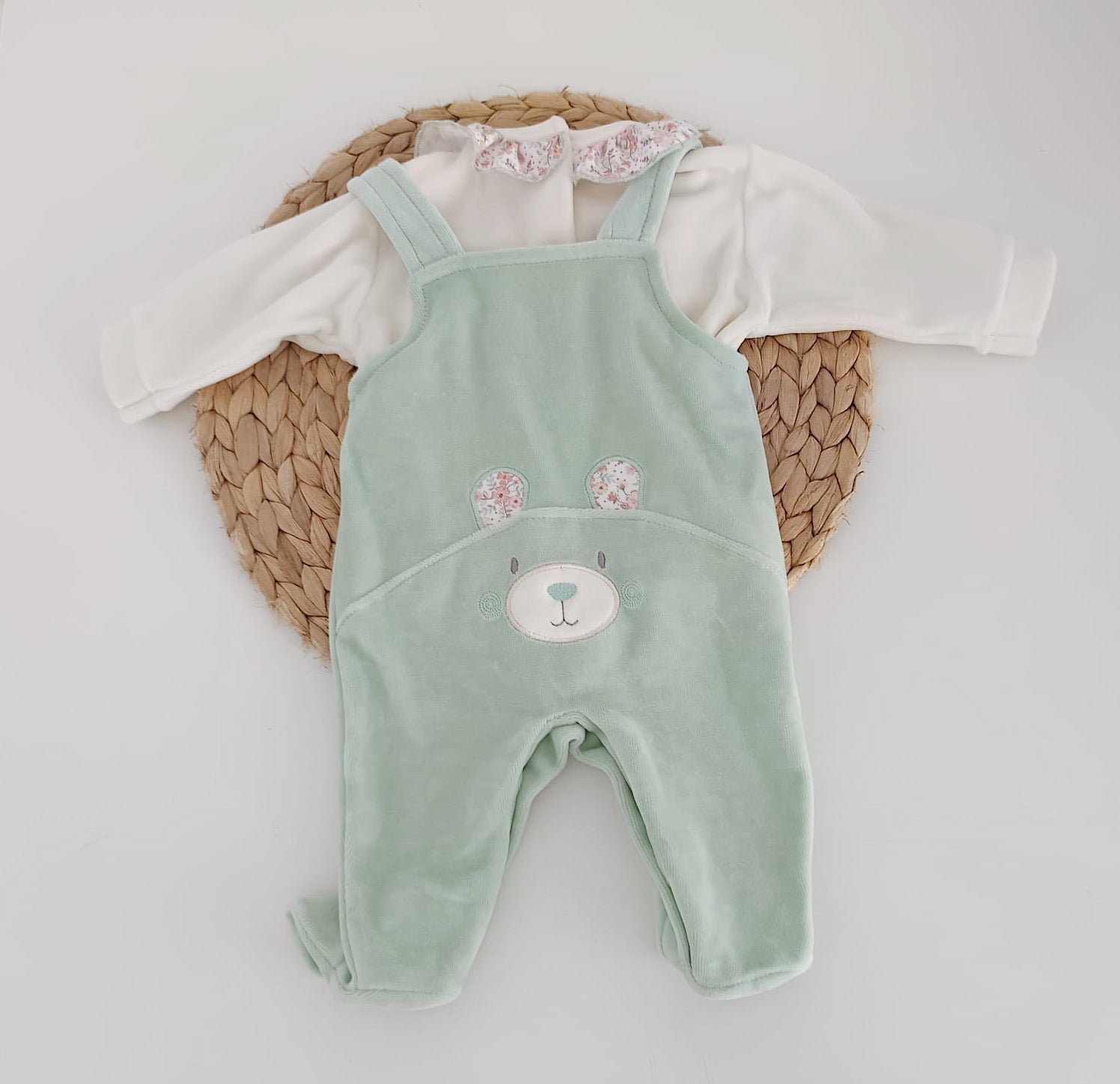 Jardineiras c/ Camisola Veludo Urso Verde