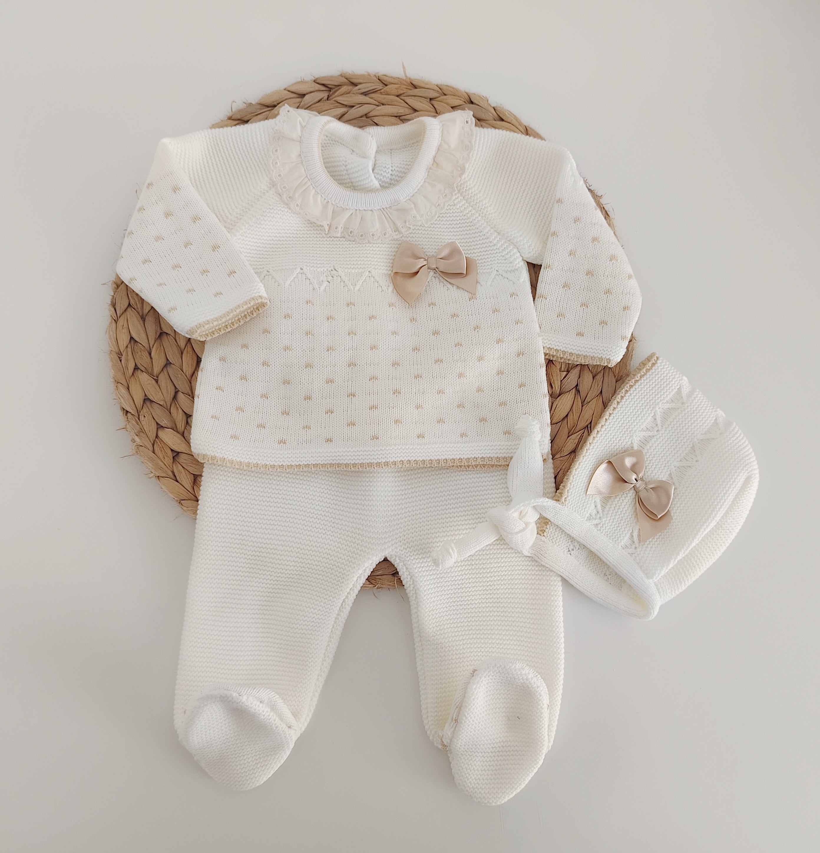 Conjunto de Malha Laço com Touca Pérola