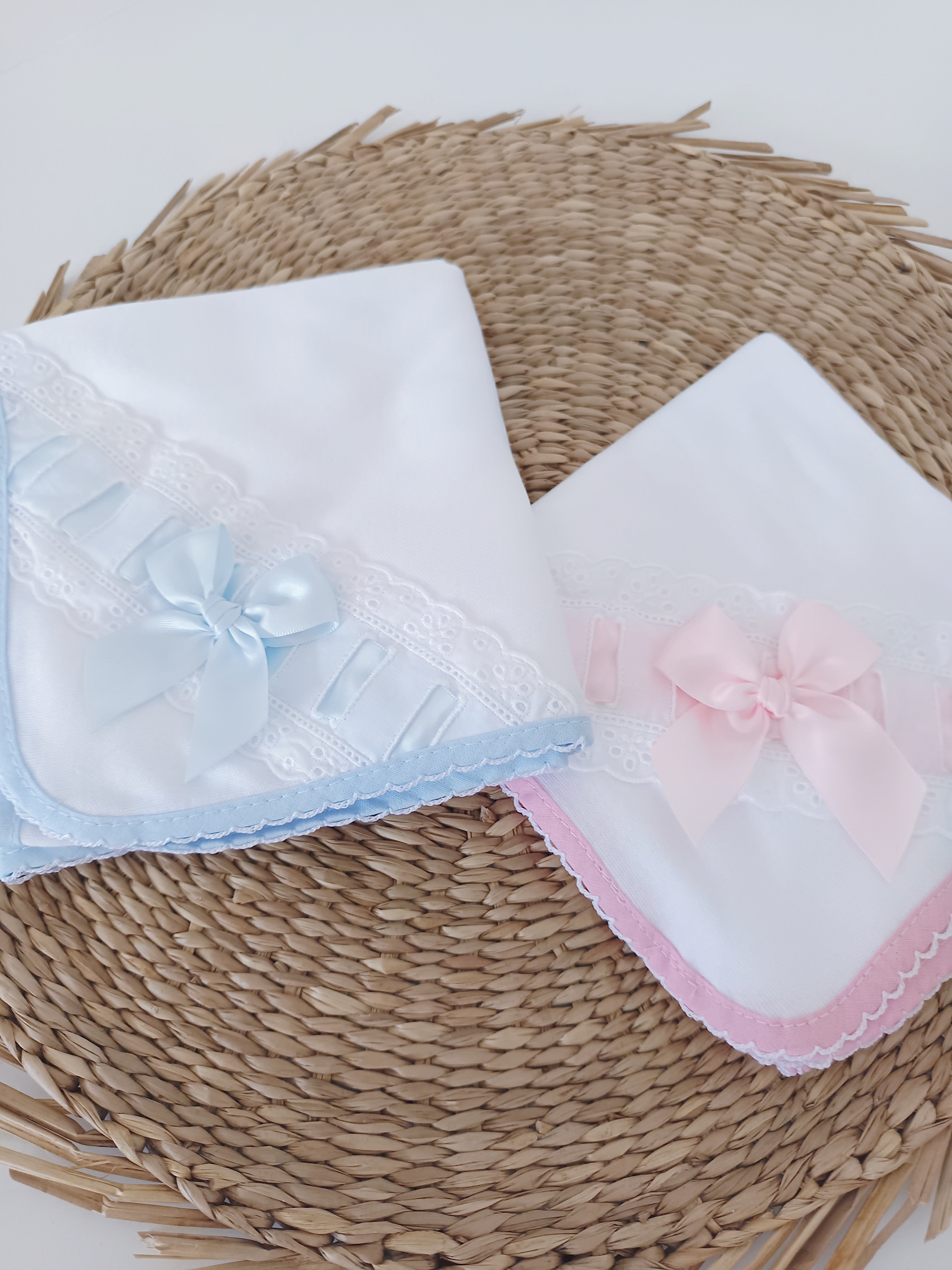 Fralda de pano para Bebé com Renda