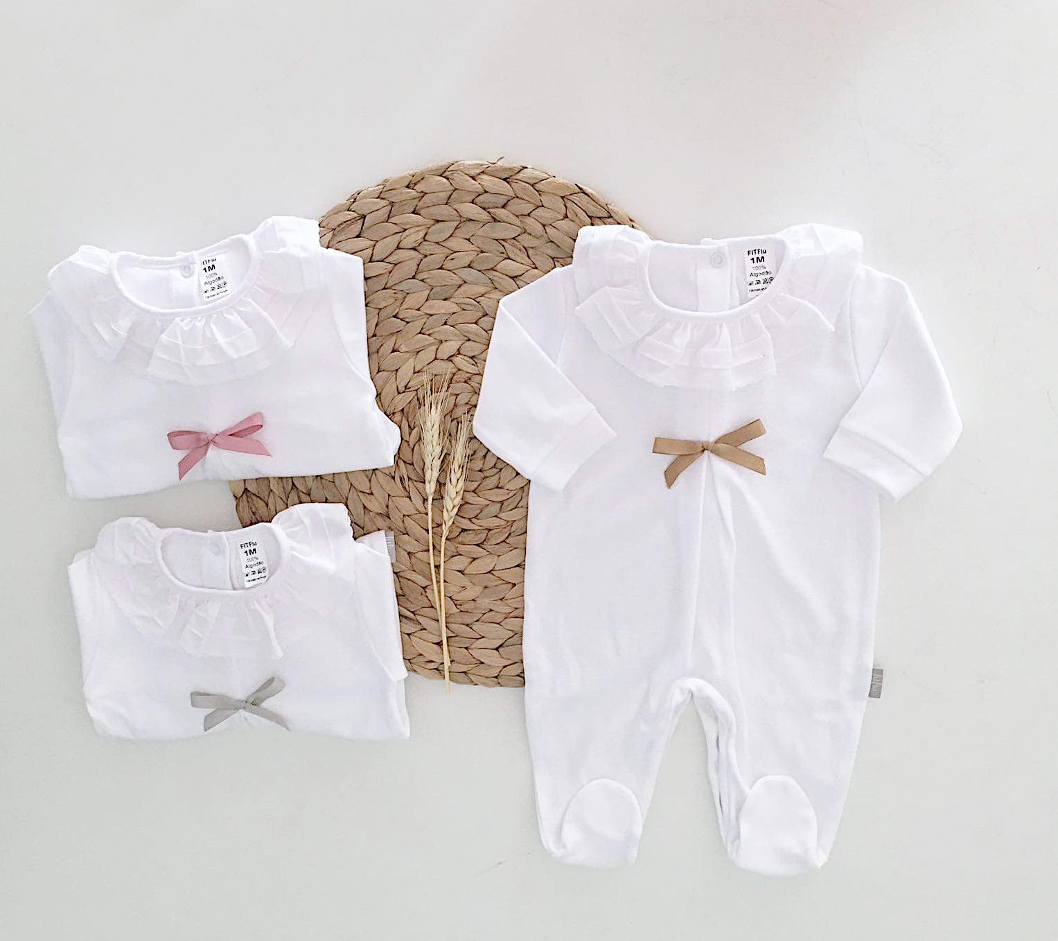FitFiu Babies® | Babygrow Veludo Laço